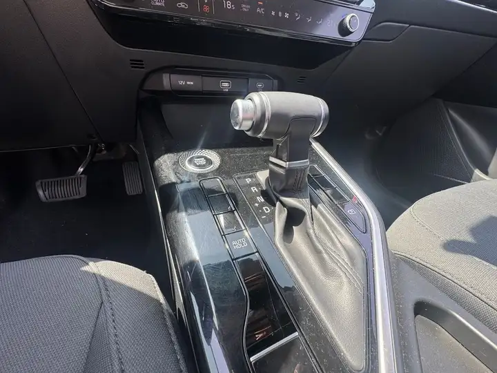 Kia Niro 2025, foto 10
