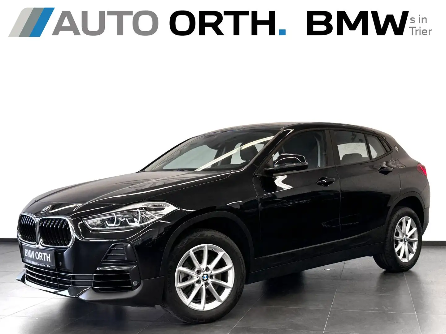 BMW X2 sDrive20i AUT. NAVI LED KAMERA EL.SITZE AHK Schwarz - 1