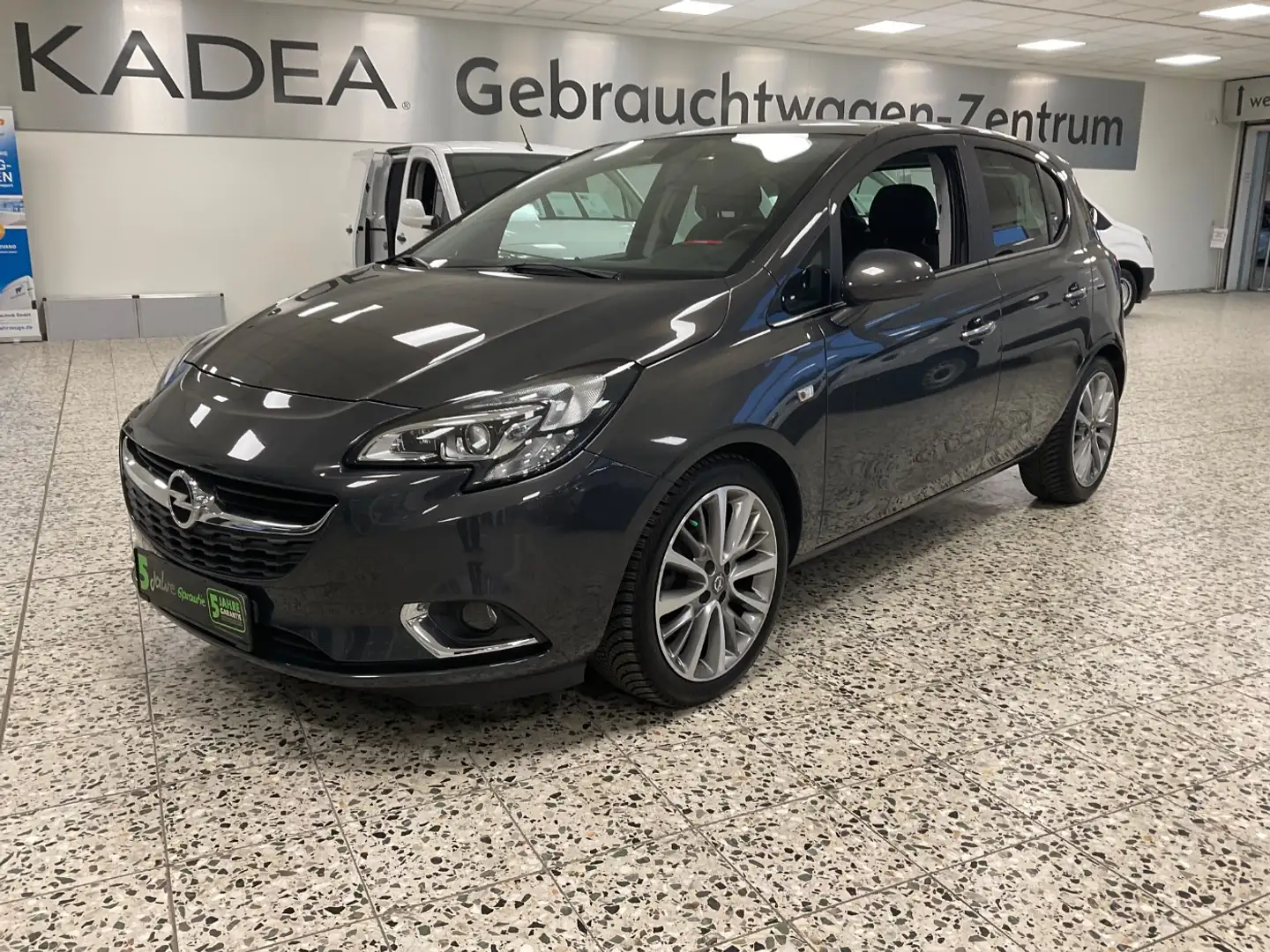 Opel Corsa E 1.4 Innovation SHZ+Winterp.+Kam.+KlimaA Gris - 2