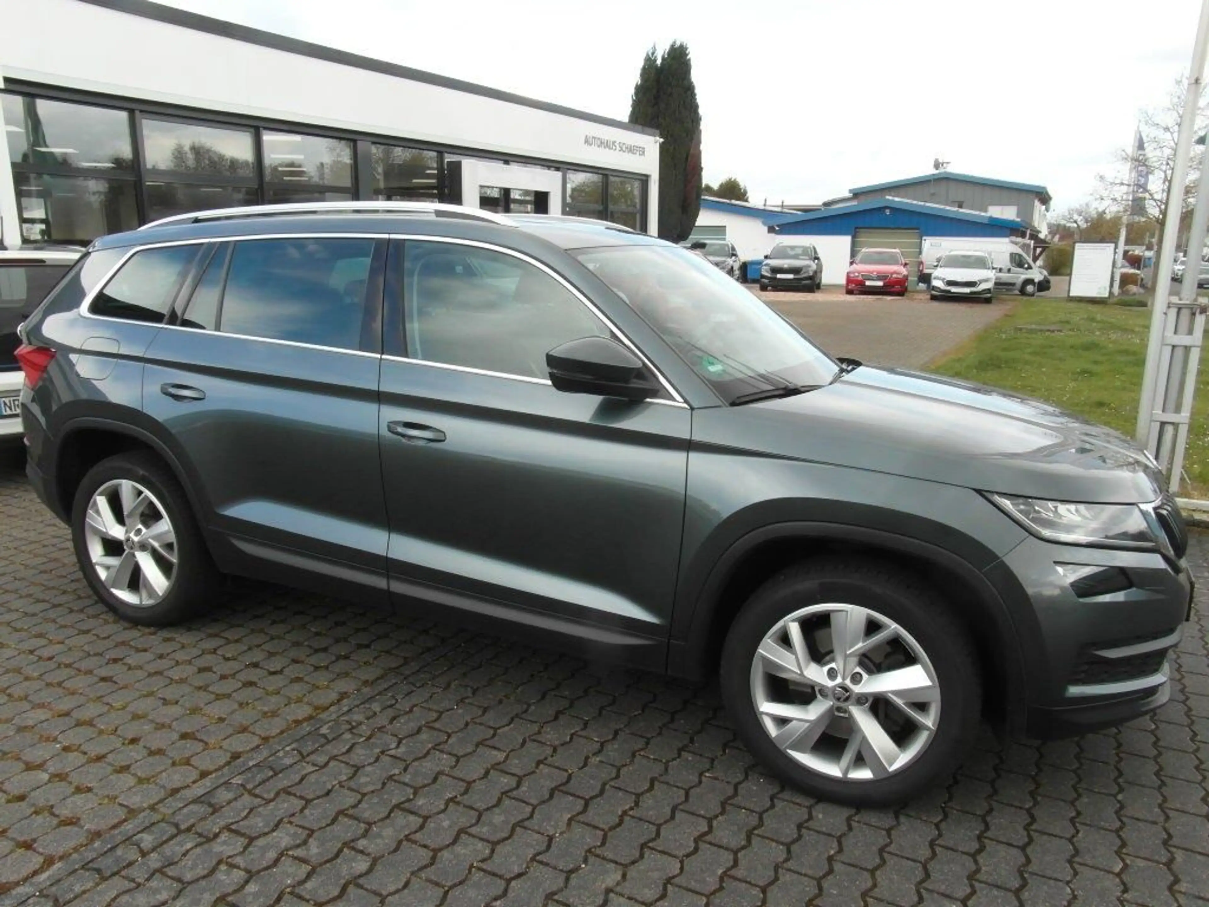 Skoda Kodiaq 2.0 TDI 140kW DSG 4x4,AHK,Panor, 7Sz,Navi — photo 5