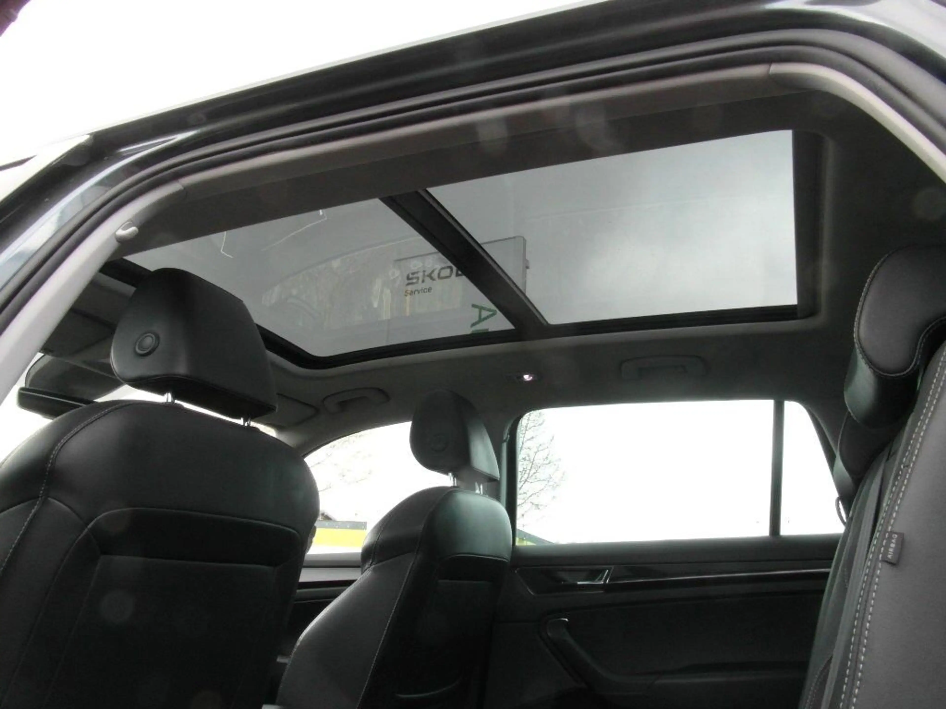 Skoda Kodiaq 2.0 TDI 140kW DSG 4x4,AHK,Panor, 7Sz,Navi — photo 13
