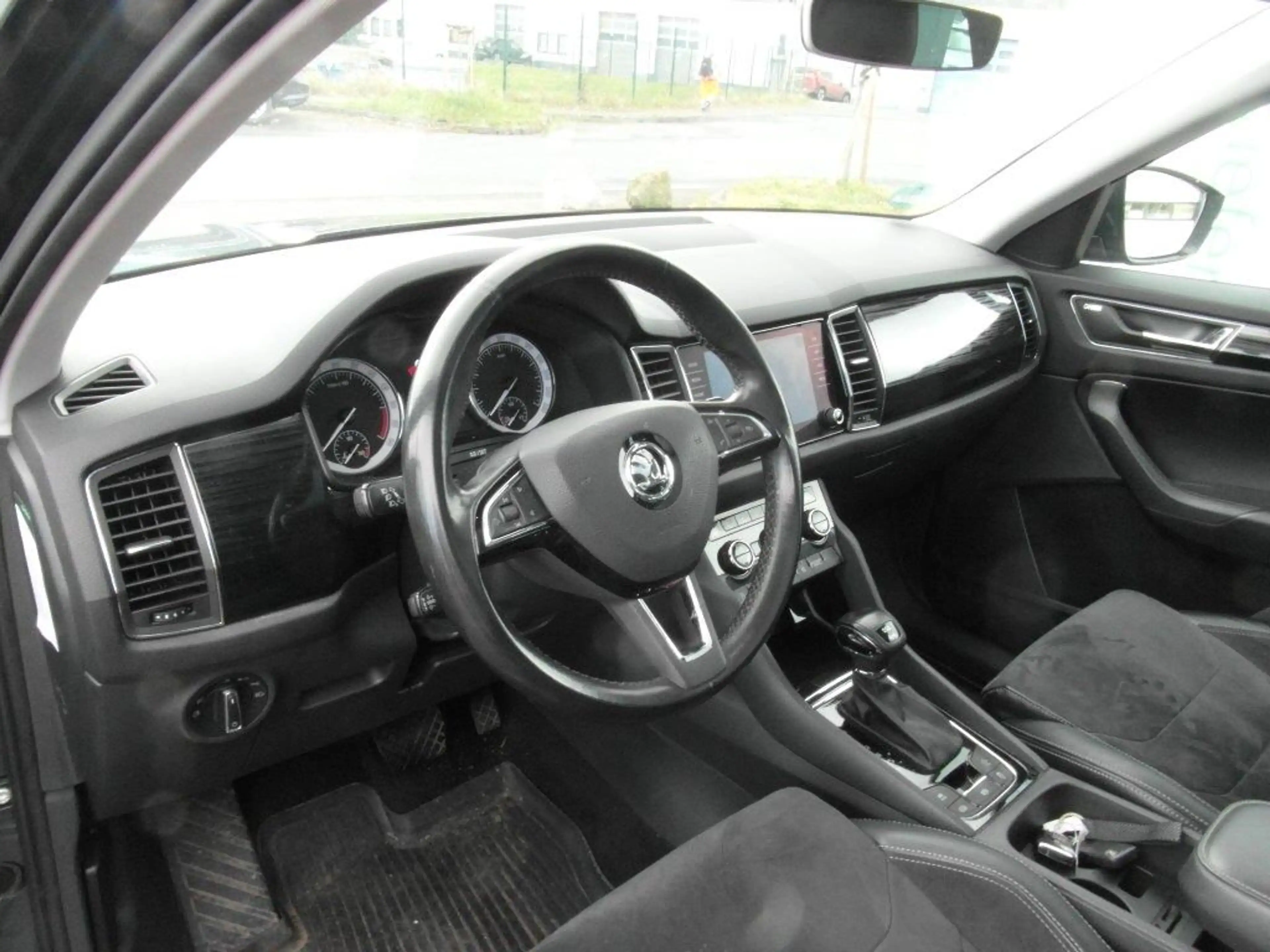 Skoda Kodiaq 2.0 TDI 140kW DSG 4x4,AHK,Panor, 7Sz,Navi — photo 15
