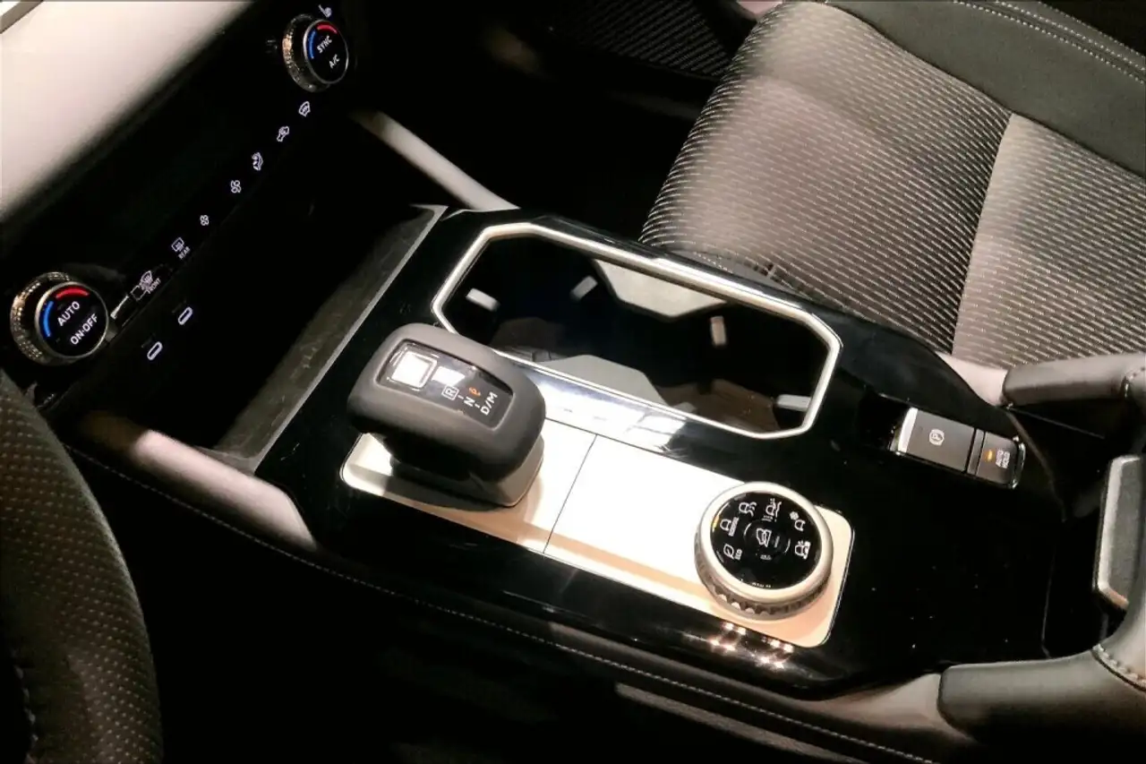 Mitsubishi Outlander снимка Mitsubishi Outlander