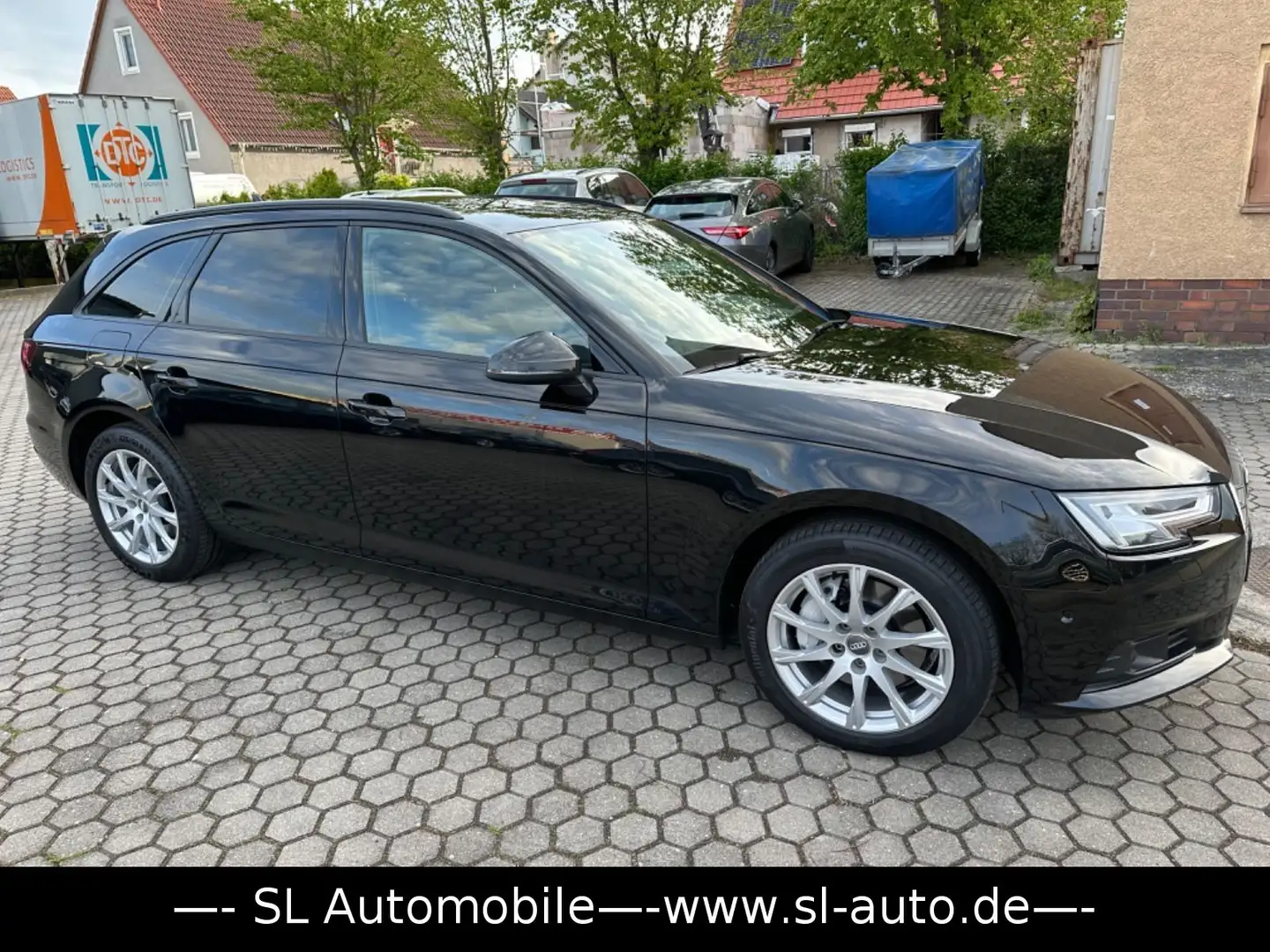 Audi A4 Avant 2,0 TDI S-tronic*Navi*Kam*Pano*Virtual* Schwarz - 1