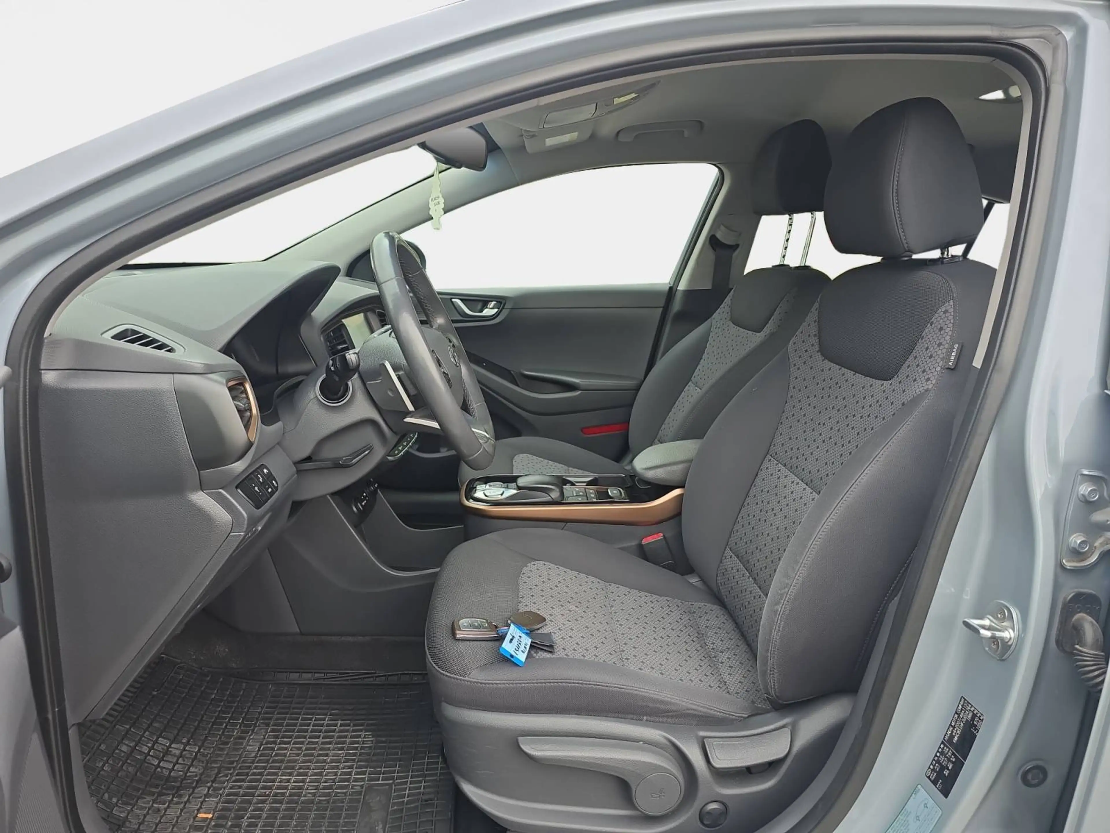 Hyundai IONIQ Trend Elektro — photo 10