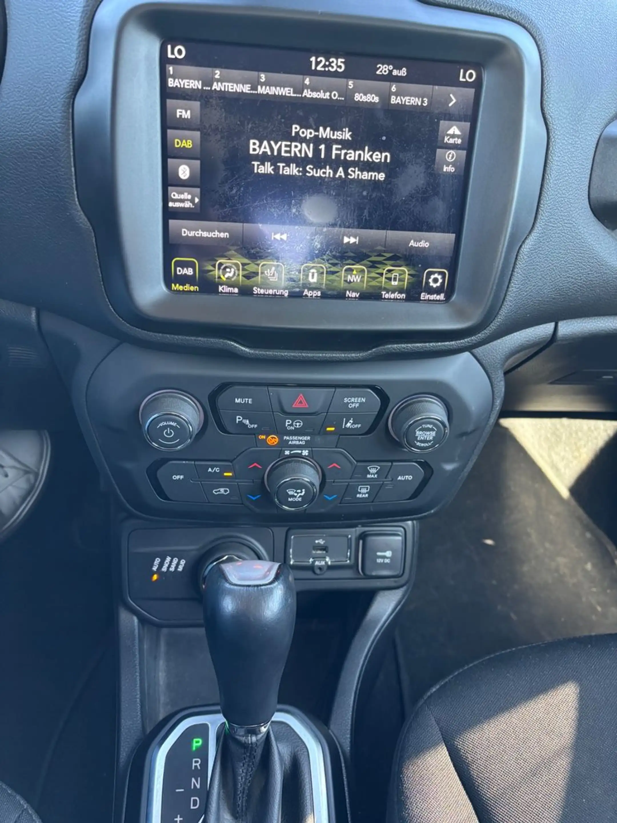 Jeep Renegade Limited 4WD Automatik XENON KAMERA AHK — photo 12