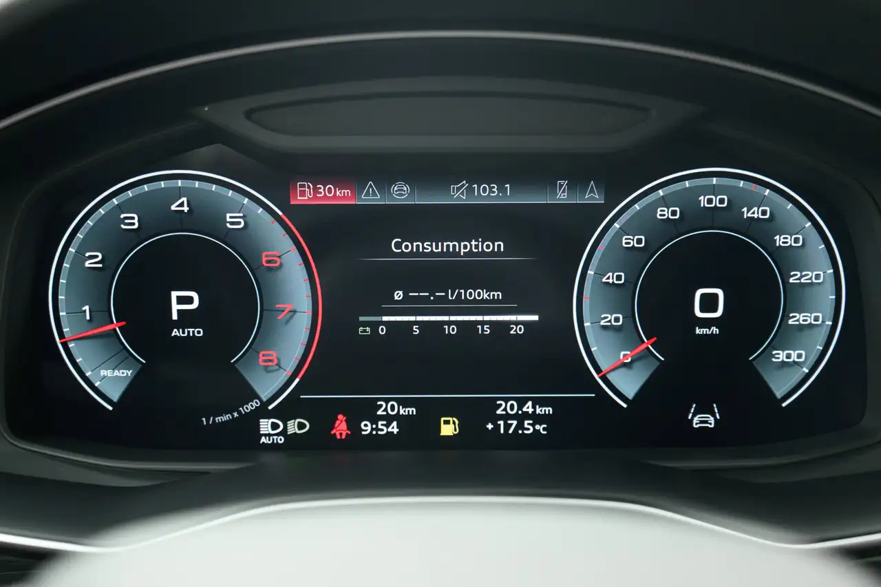 Audi Q8 снимка Audi Q8