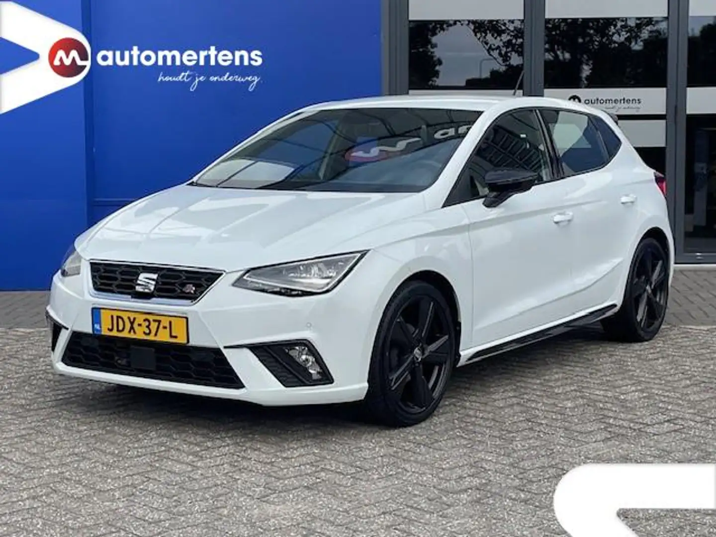 SEAT Ibiza 1.0 TSI 95pk FR Business Intense Black Edition Blanc - 1