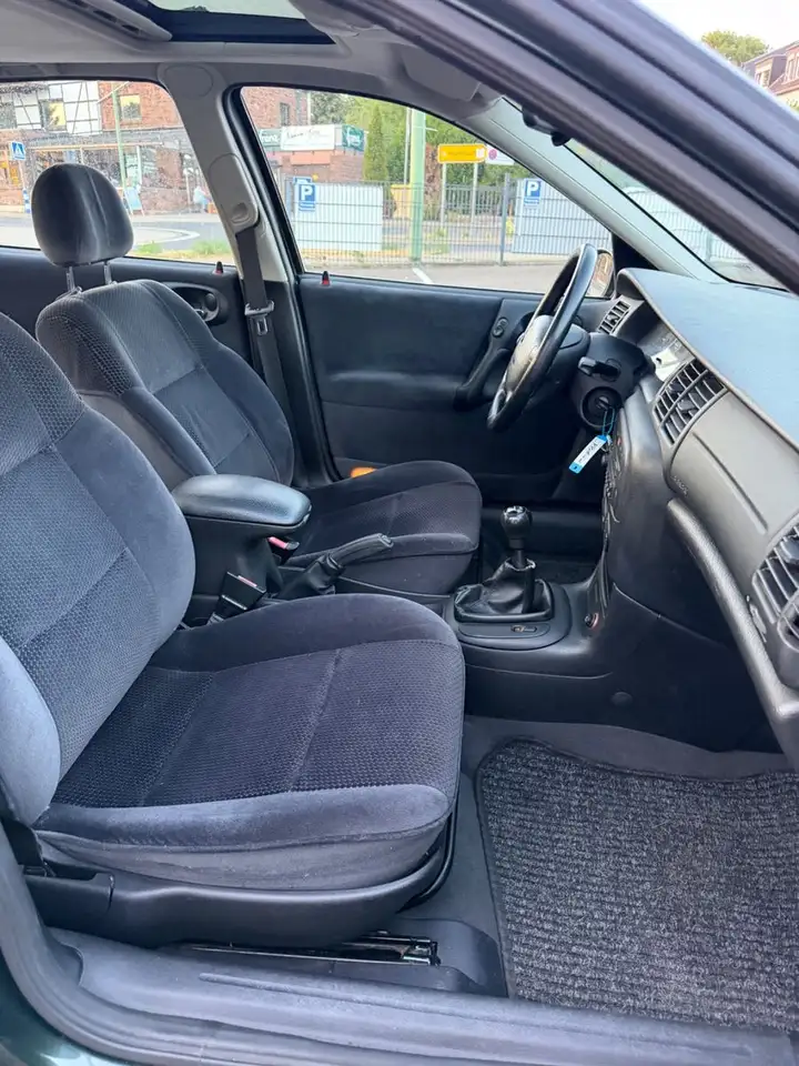 Opel Vectra 1.6 /Klima/PDC/Schiebedach/TÜV-Neu, foto 11