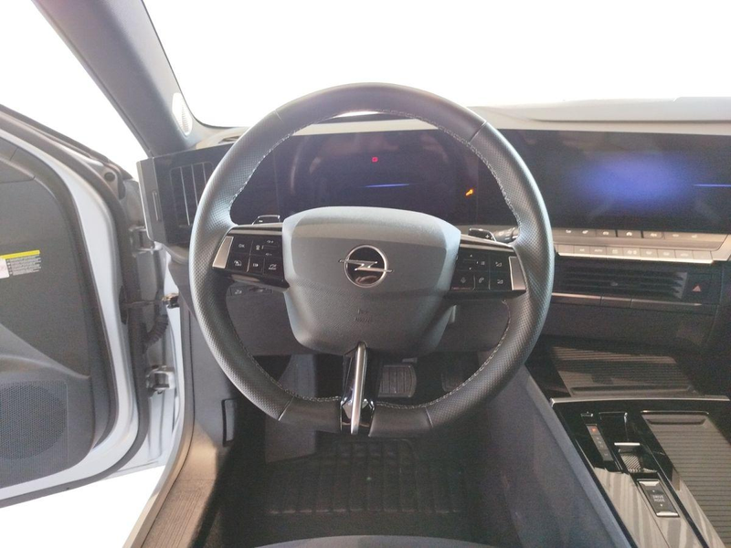 Opel Astra L Sports Tourer GS — photo 7