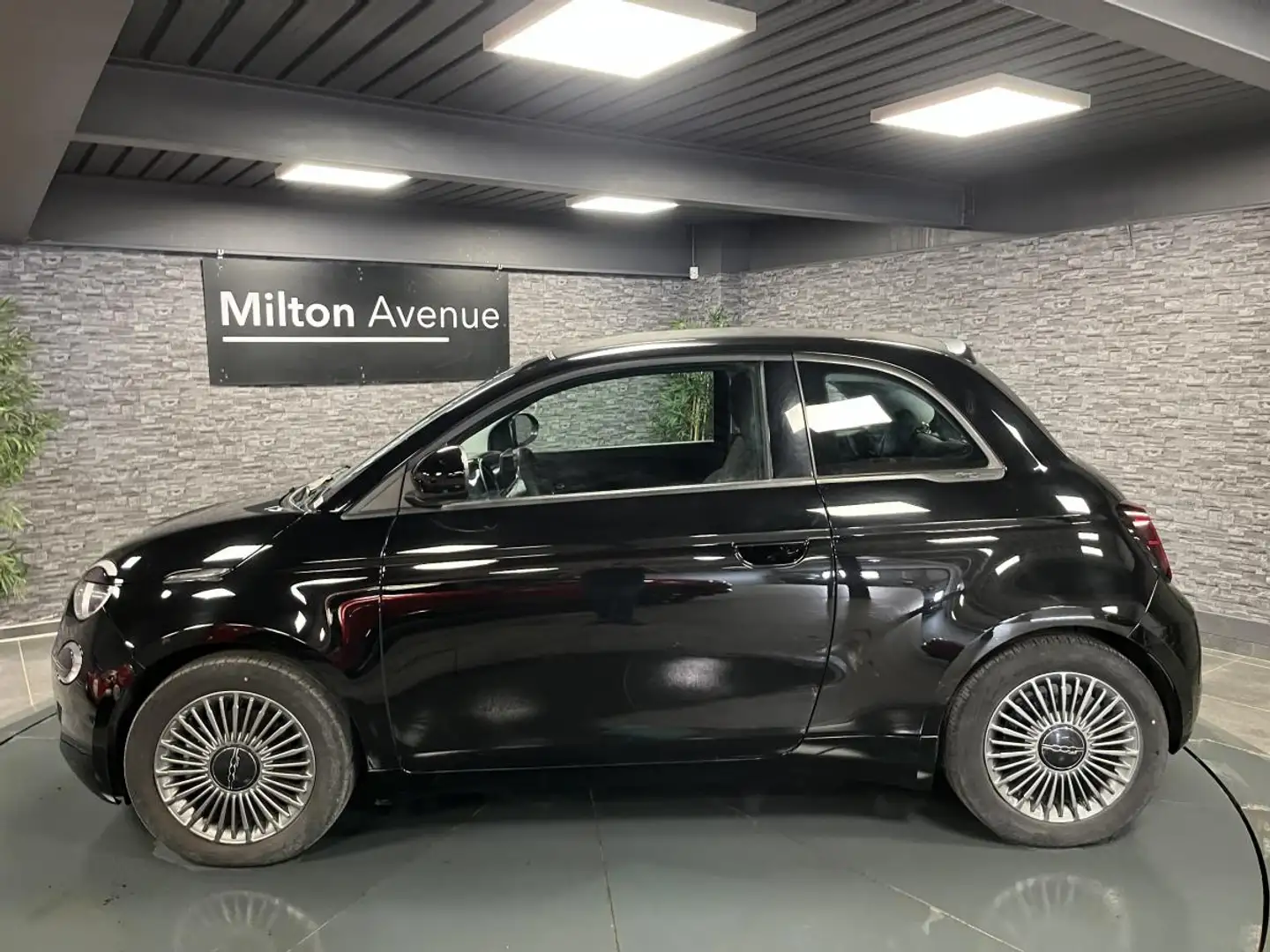 Fiat 500 Fiat 500 Cabriolet Electrique 42 kWh Icône Negro - 2