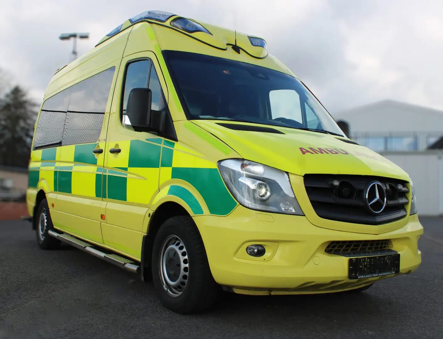 Mercedes-Benz Sprinter 319 3.0 BlueTEC V6 A2H2 7G-tronic (EU6) Geel - 1