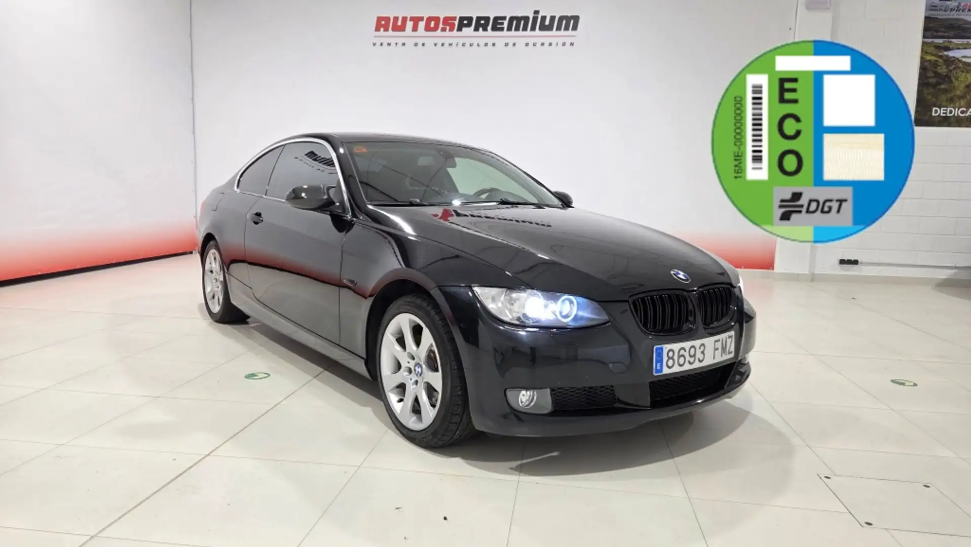 BMW 330 330i Coupé Schwarz - 1