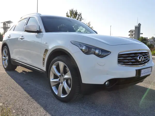 Infiniti FX FX 3.0d V6 S Premium awd auto