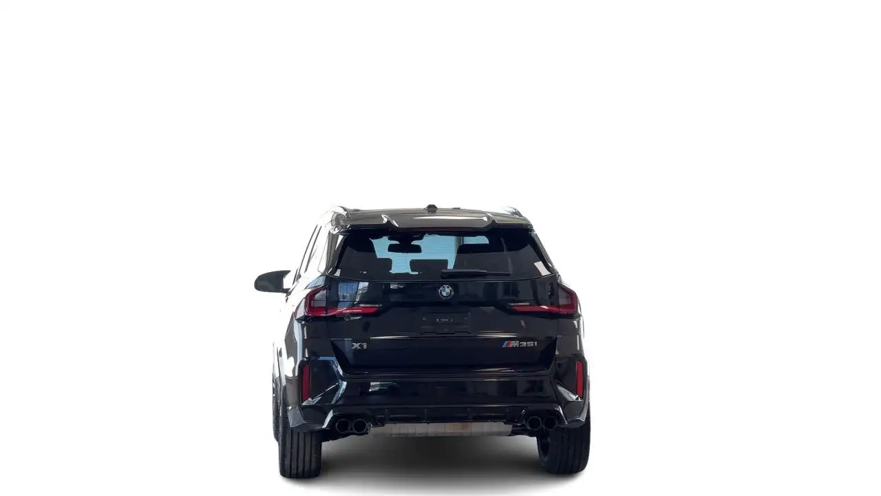 BMW X1 снимка BMW X1