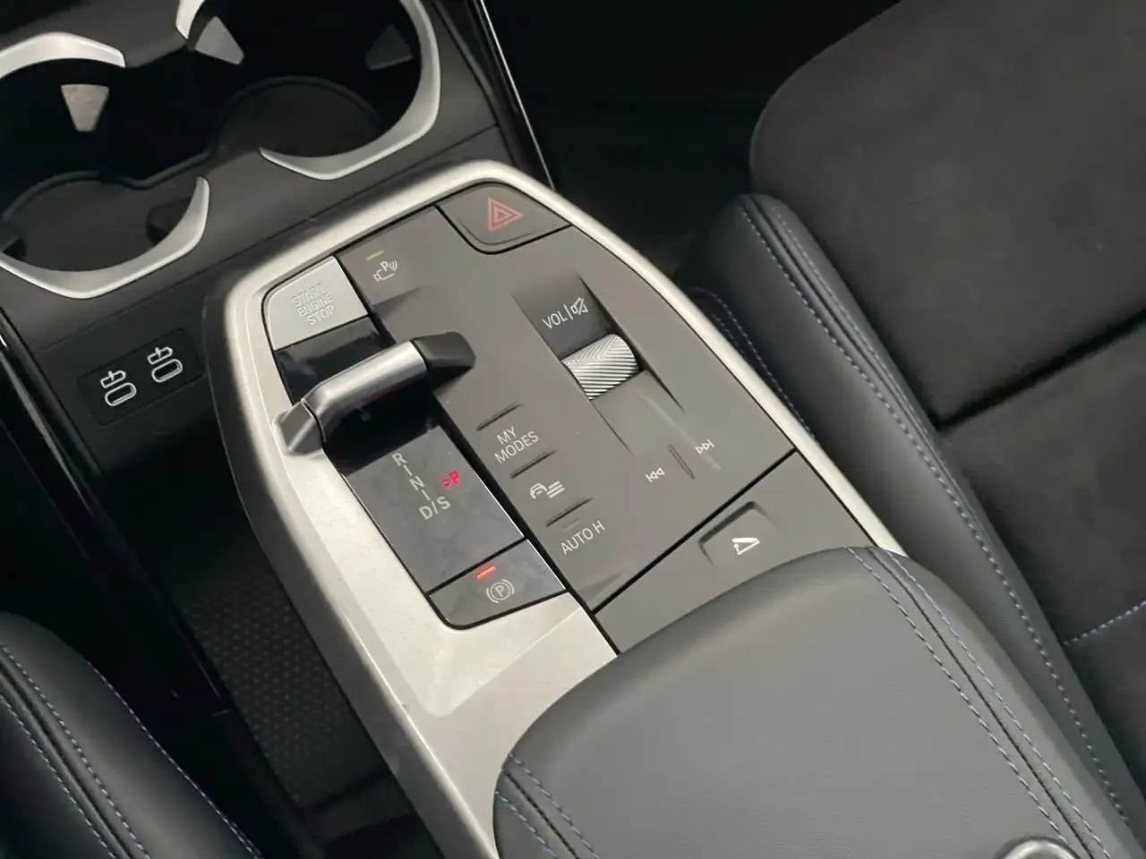BMW X1 снимка BMW X1