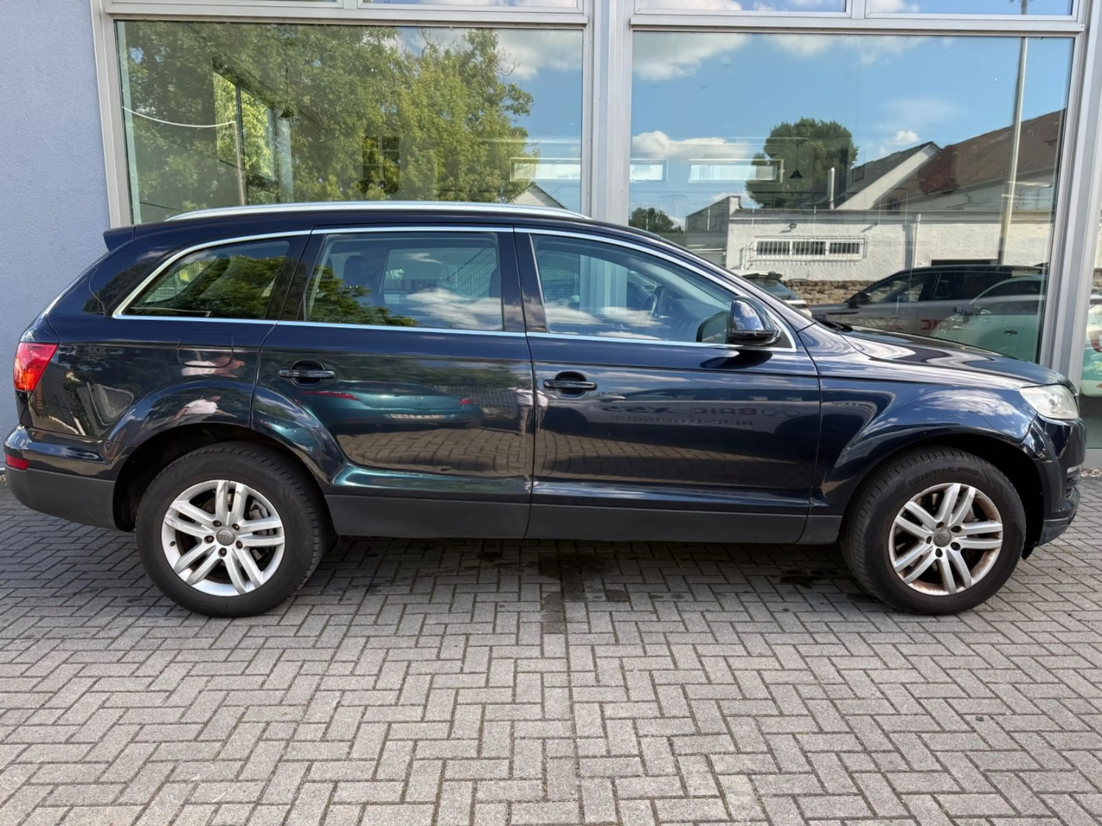 Audi Q7 3.0 TDI quattro — photo 11