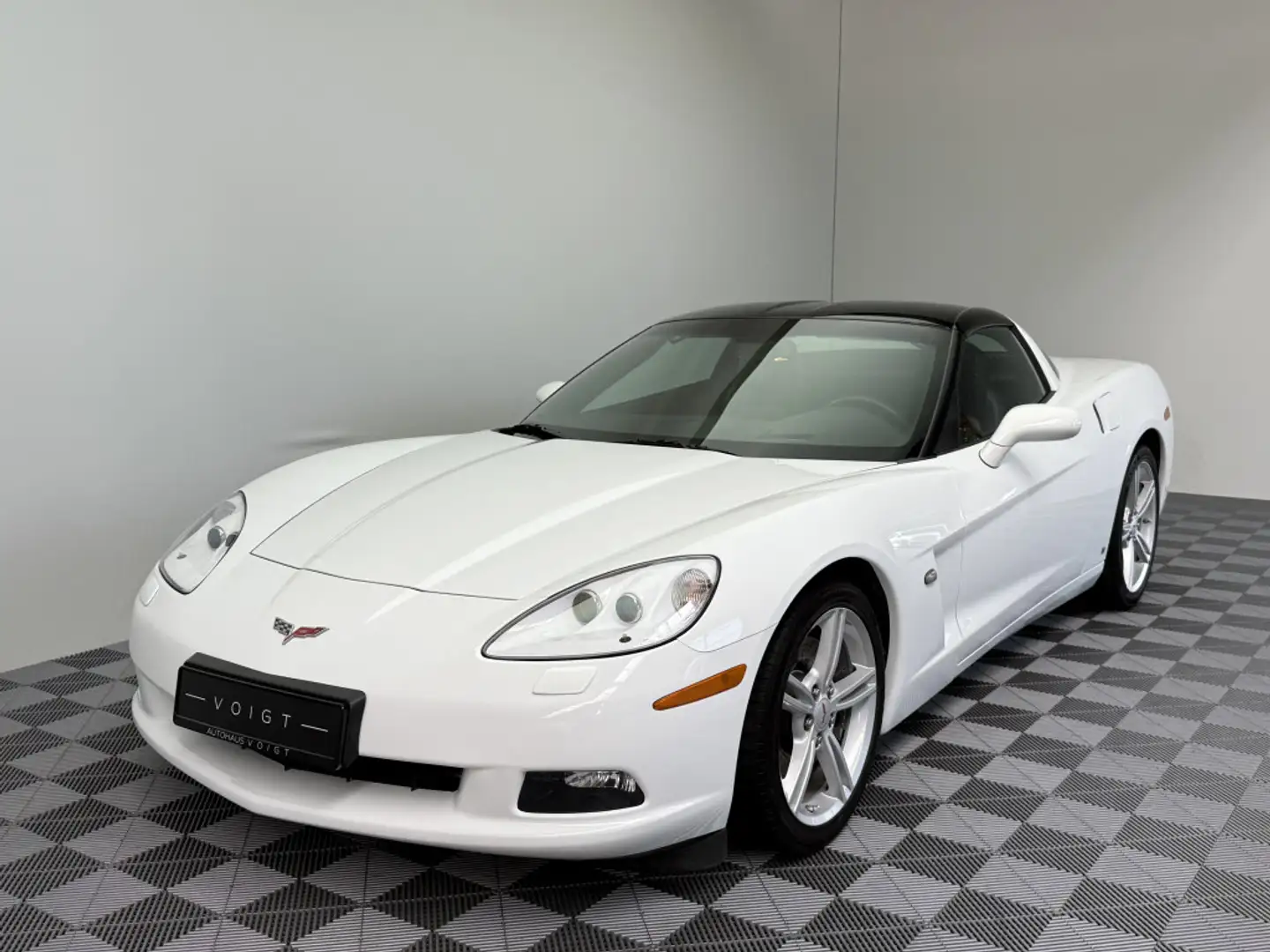 Corvette 6.2 V8 Coupe Targa|2.Hand|EU-Mod|Klappe|Navi| Weiß - 2