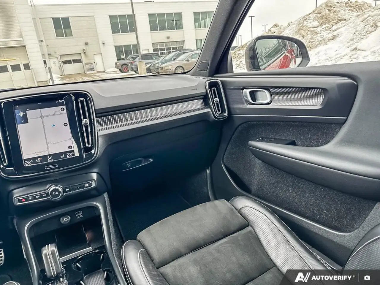 Volvo XC40 снимка Volvo XC40