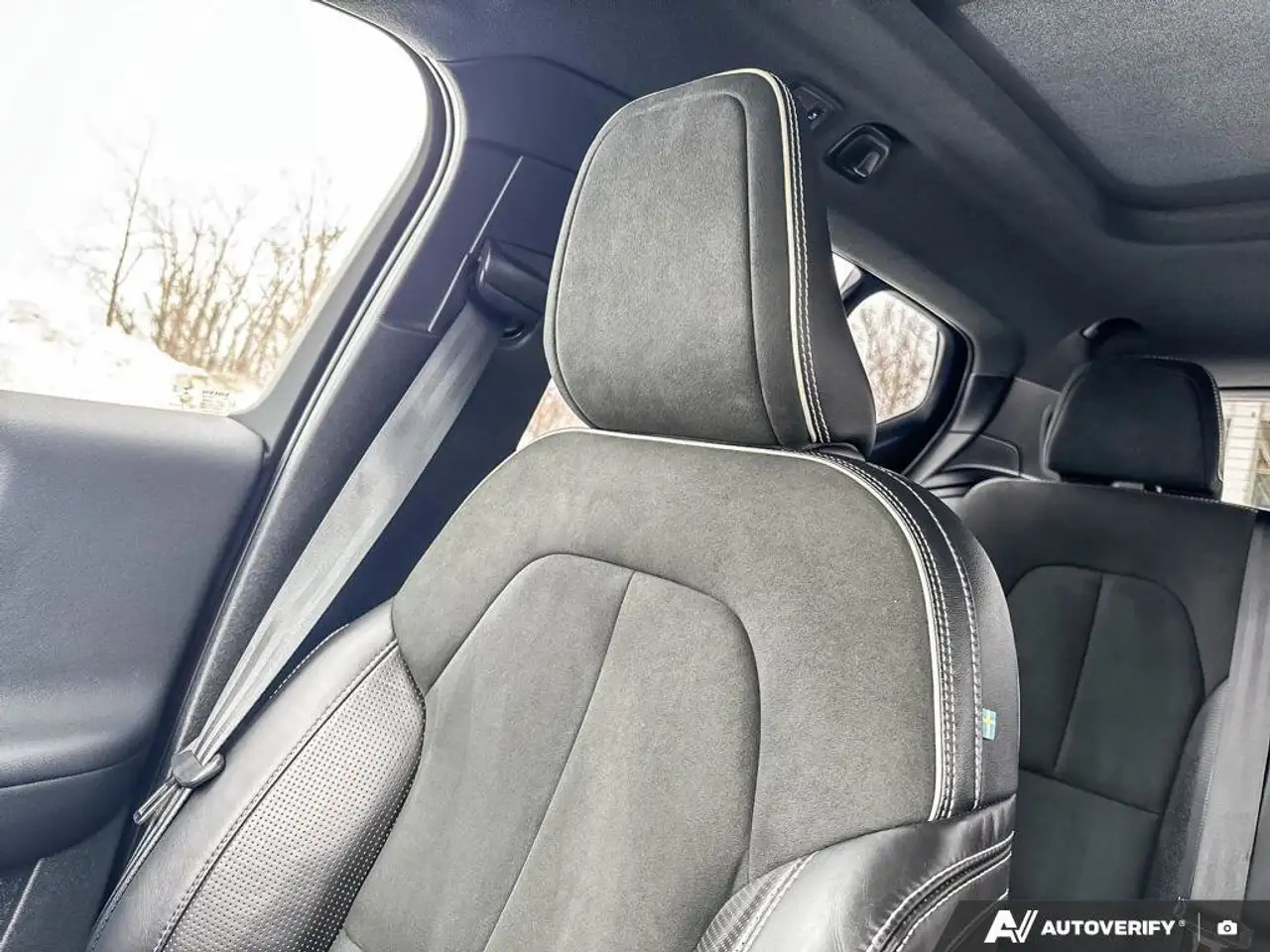 Volvo XC40 снимка Volvo XC40