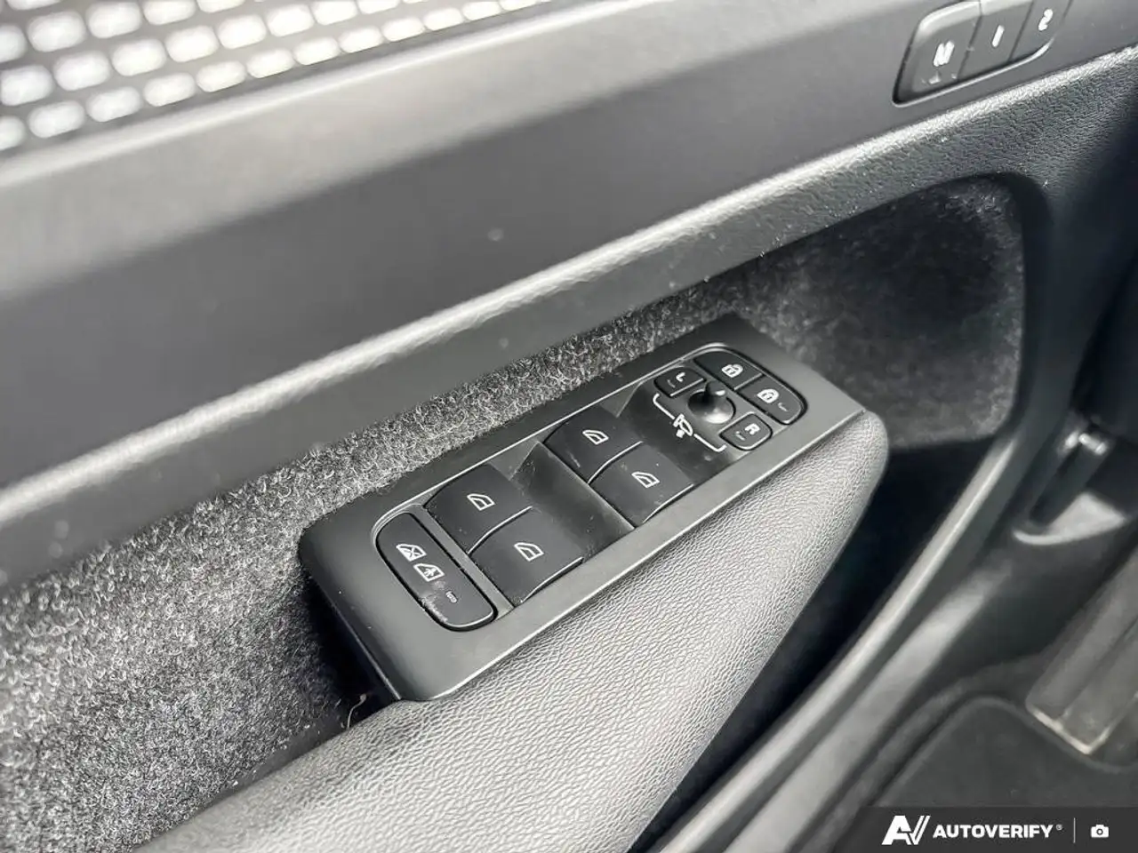 Volvo XC40 снимка Volvo XC40