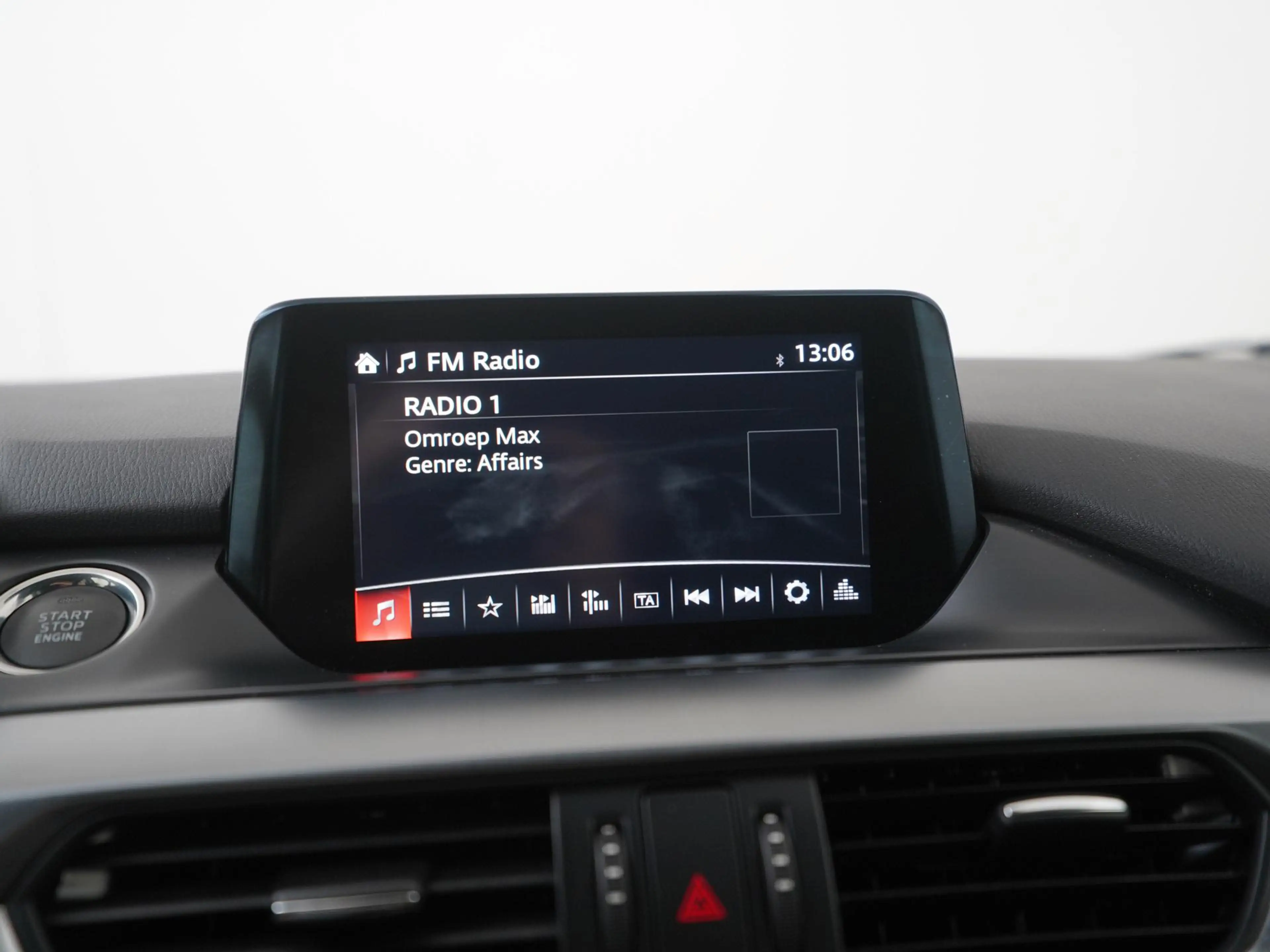 Mazda 6 Sportbreak 2.0 SkyActiv-G 165 Skylease Drive | Tre — photo 12