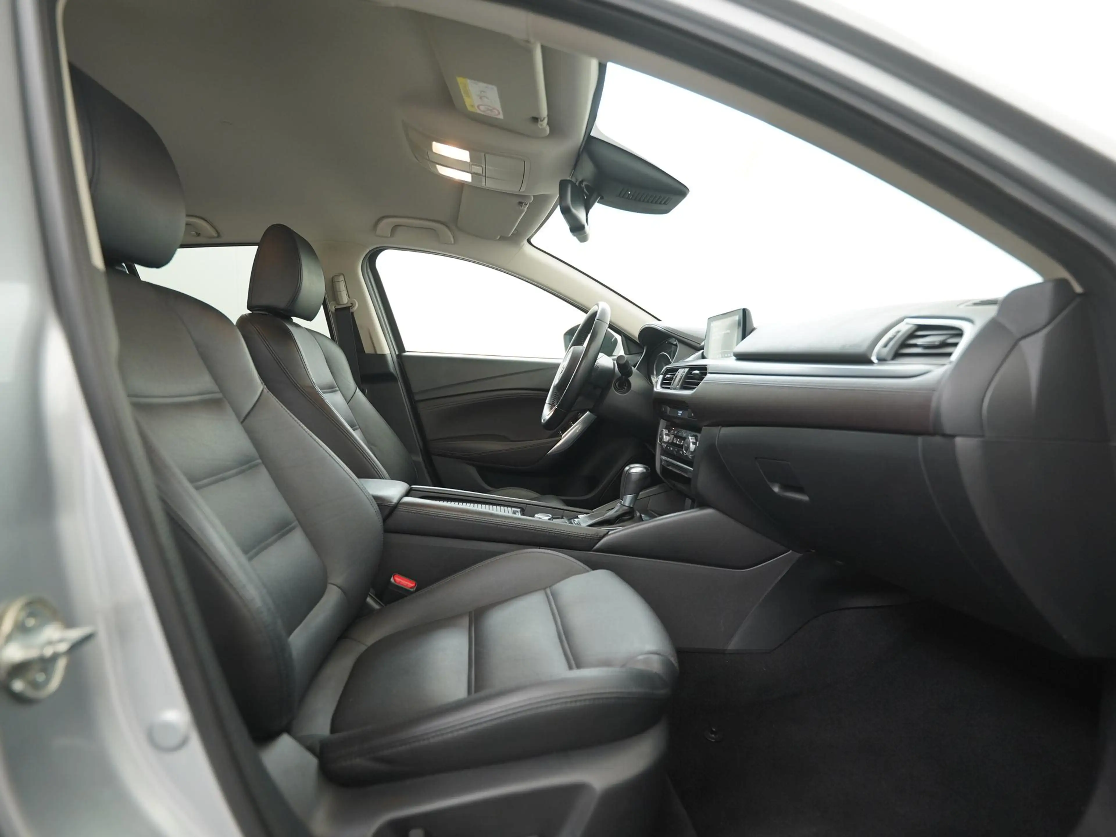 Mazda 6 Sportbreak 2.0 SkyActiv-G 165 Skylease Drive | Tre — photo 3
