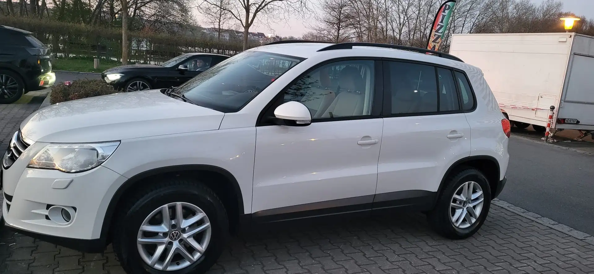 Volkswagen Tiguan Tiguan 1.4 TSI Trend Weiß - 1