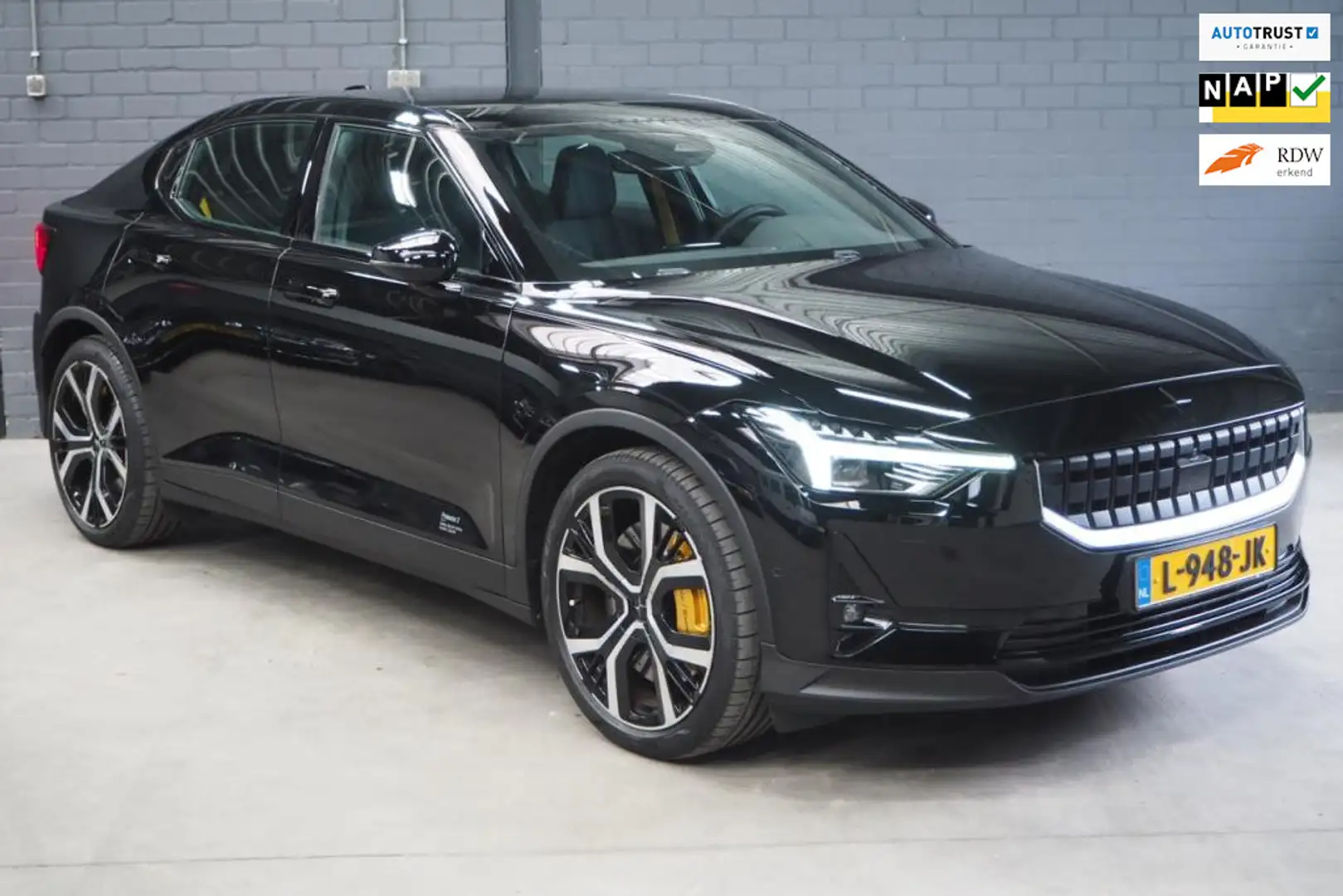 Polestar 2 Long Range Performance Black Zwart - 1