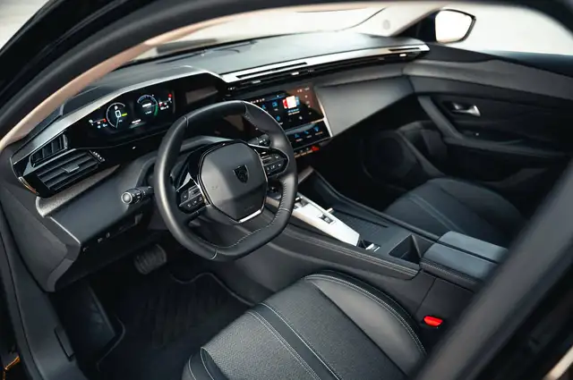 Peugeot 308 view 15