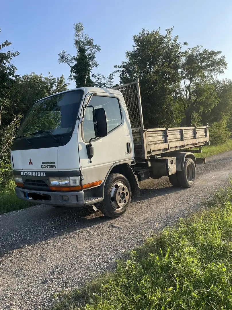 Mitsubishi Canter - 1