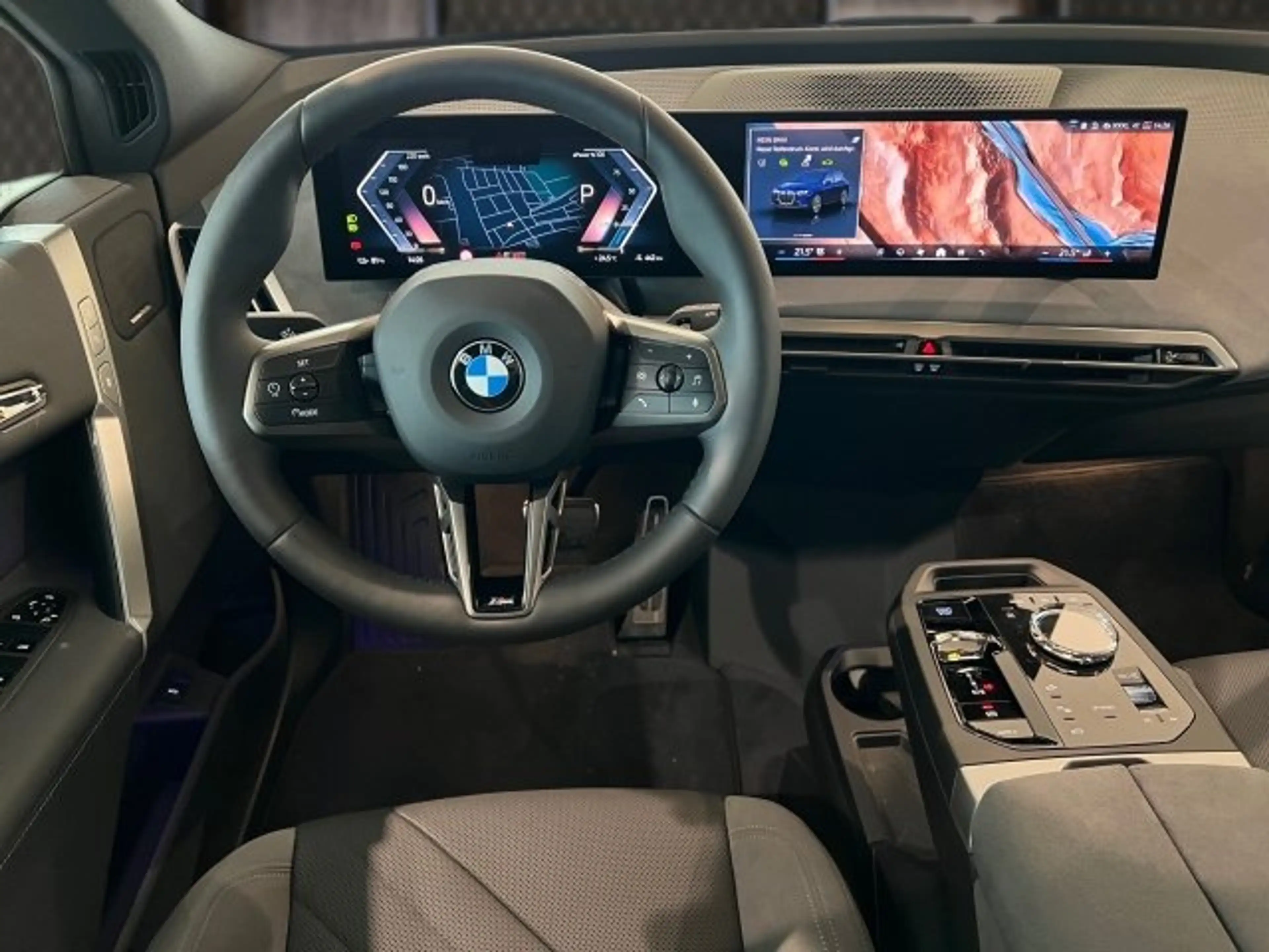 BMW iX xDrive45 — photo 7