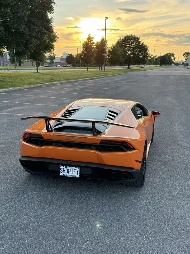 Lamborghini Huracán снимка Lamborghini Huracán