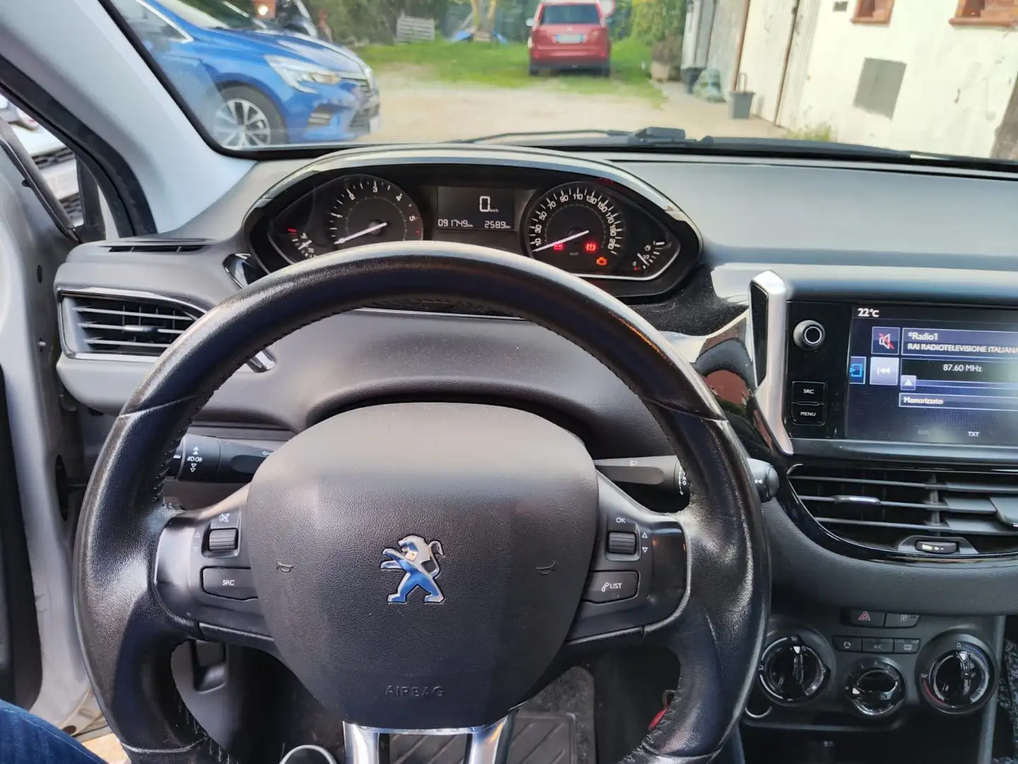 Peugeot 208 5p 1.6 bluehdi Active s&s 75cv - 2