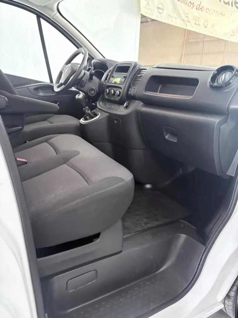 Renault Trafic Furgón 27 L1H1 Energy BluedCi 88kW Blanco - 2