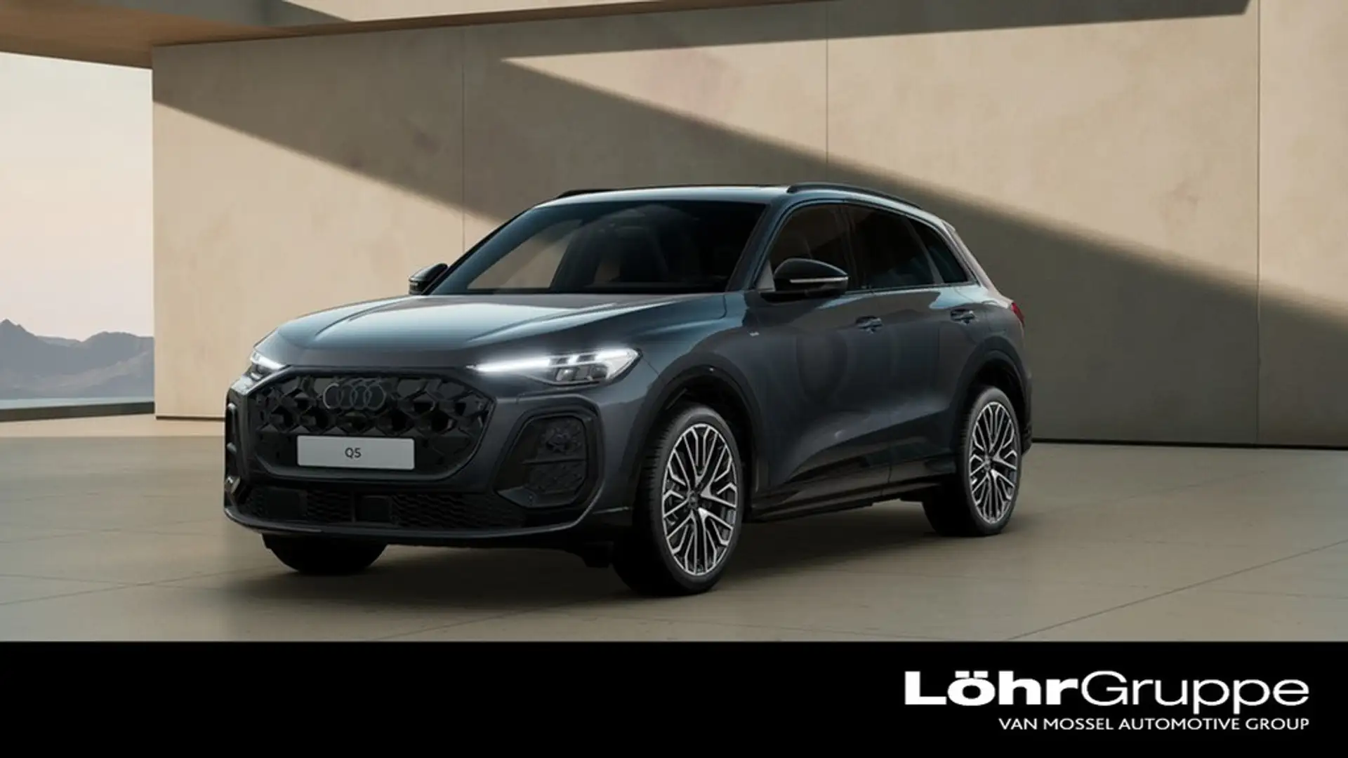 Audi Q5 e-hybrid UPE 92.175 edition one S line AHK Grau - 1