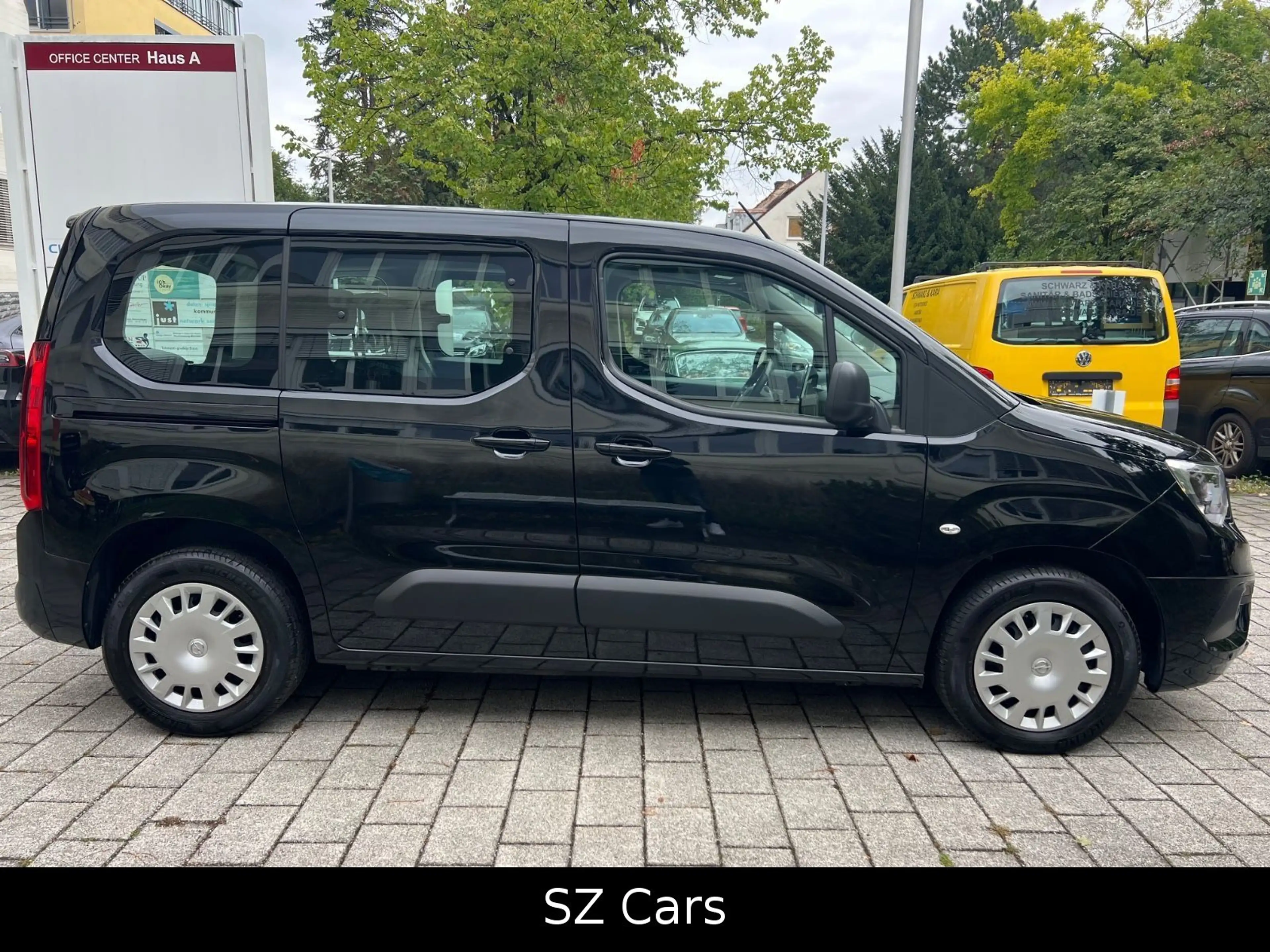 Opel Combo Life E Edition NAVI SHZ TEMP PDC 2.HAND — photo 5
