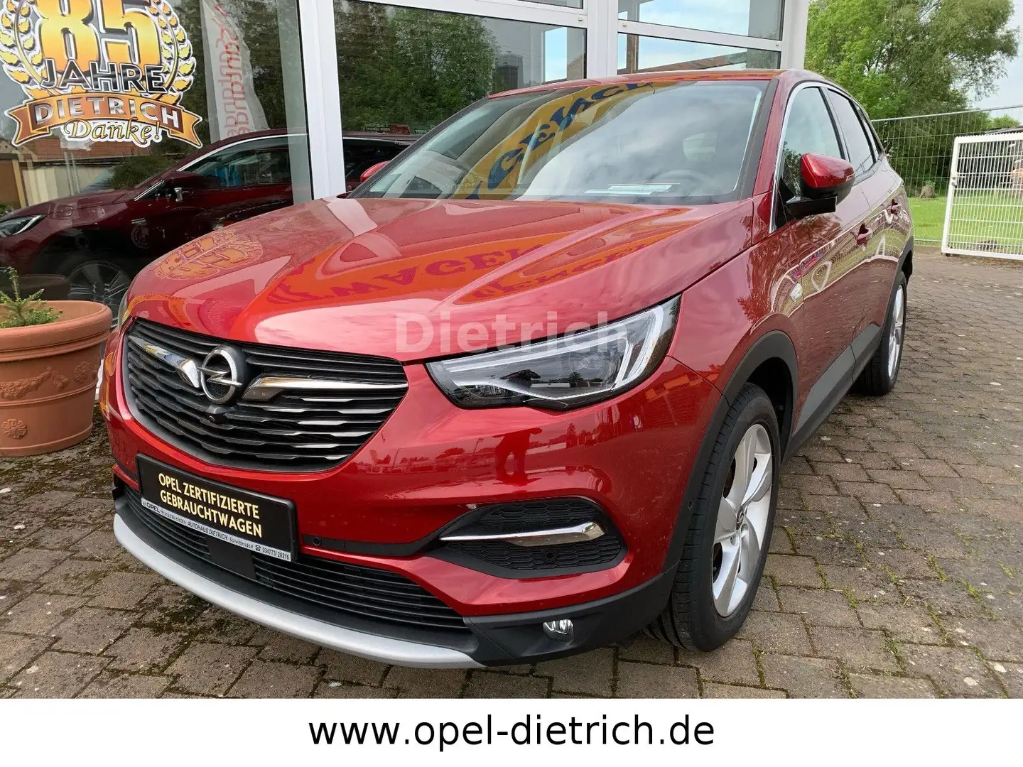 Opel Grandland X Innov.SHZ,Navi,Kamera,PDC,Anhängerk. Rot - 1