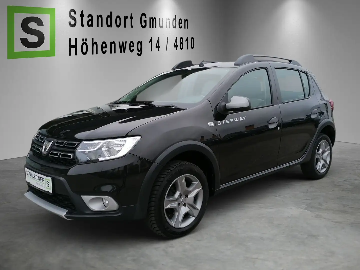Dacia Sandero SANDERO Stepway TCe 100 Schwarz - 1