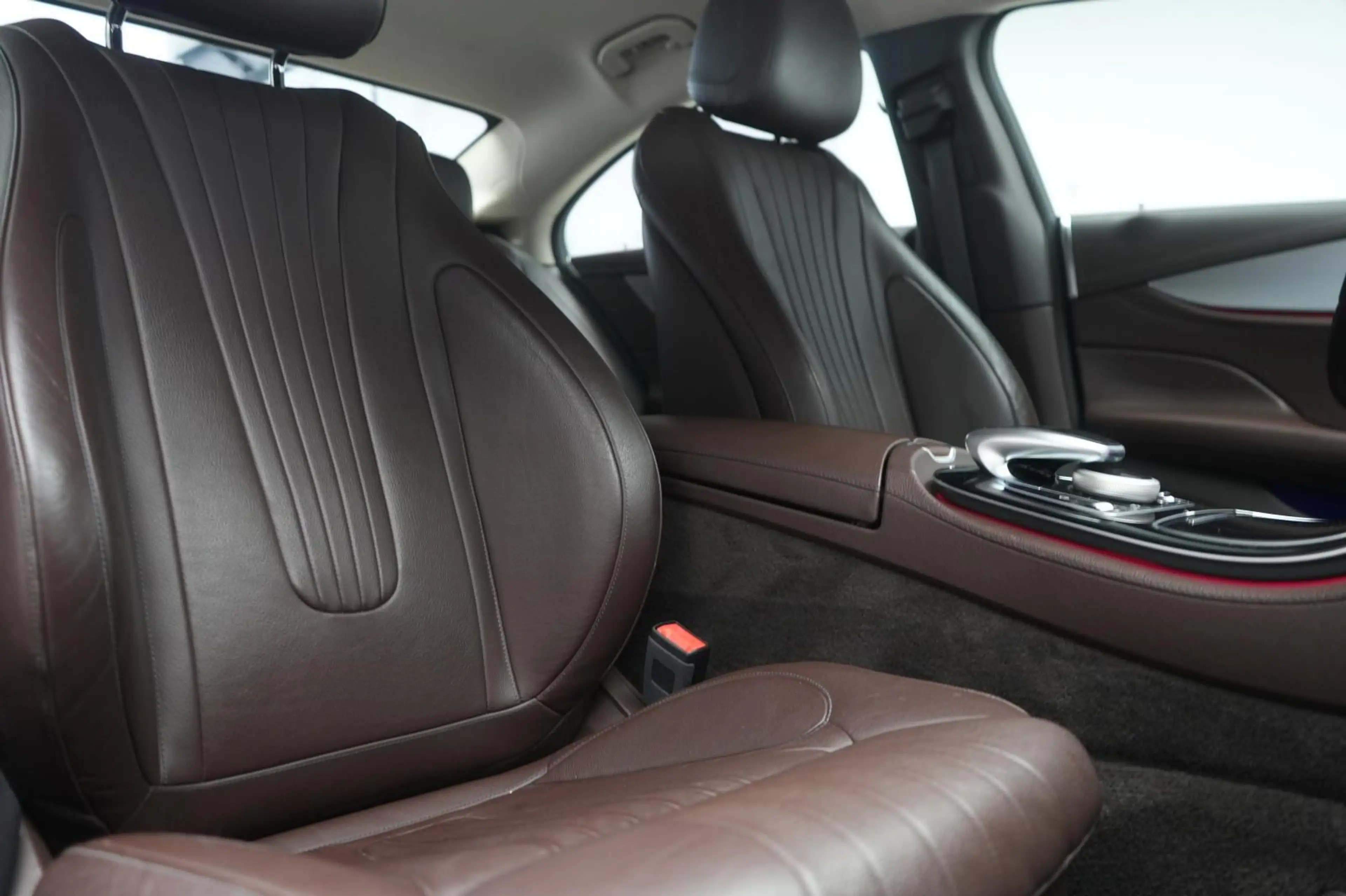 Mercedes-Benz CLS 400 d 4Matic 9G-Tronic — photo 9