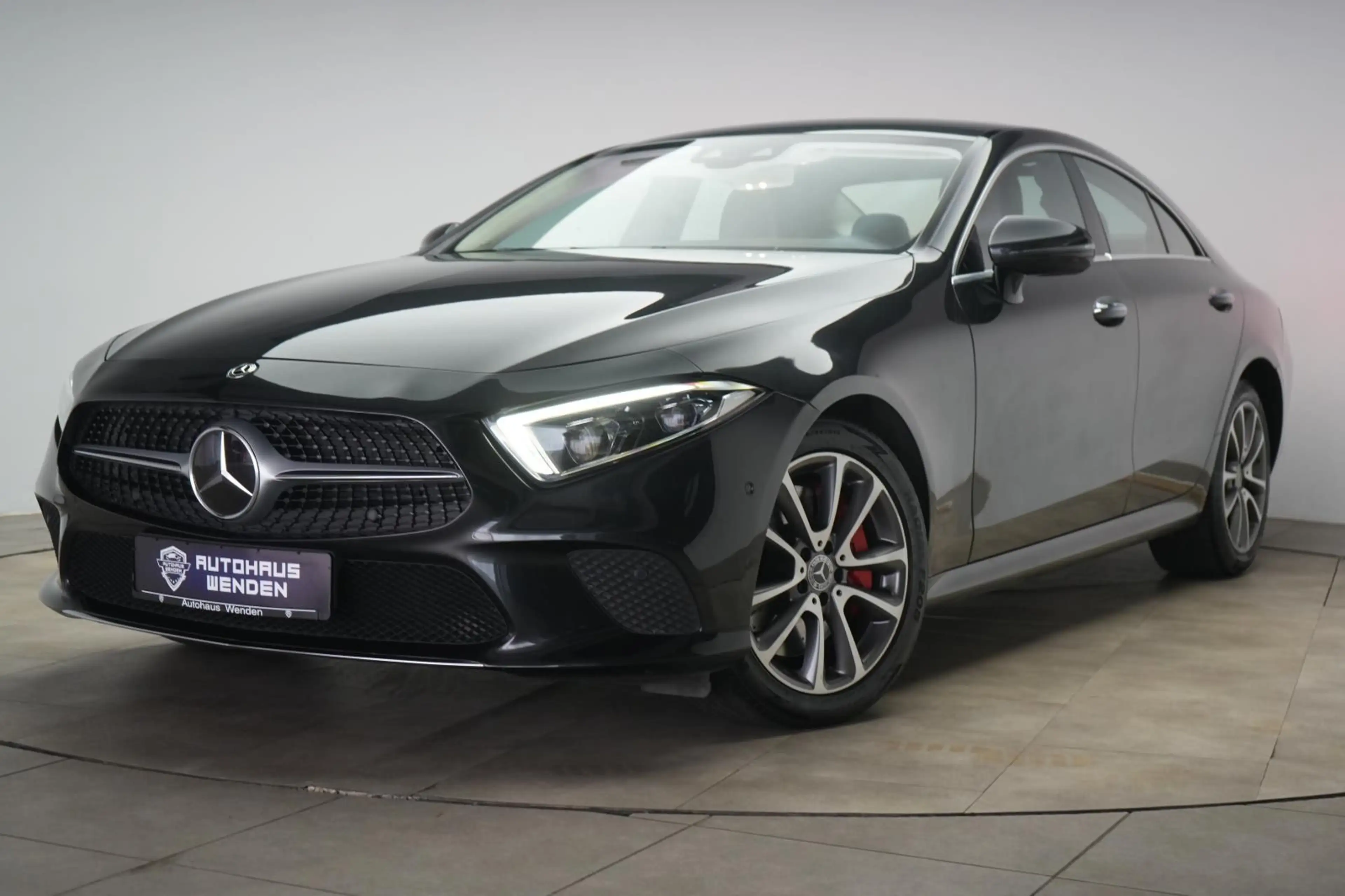 Mercedes-Benz CLS 400 d 4Matic 9G-Tronic — photo 4