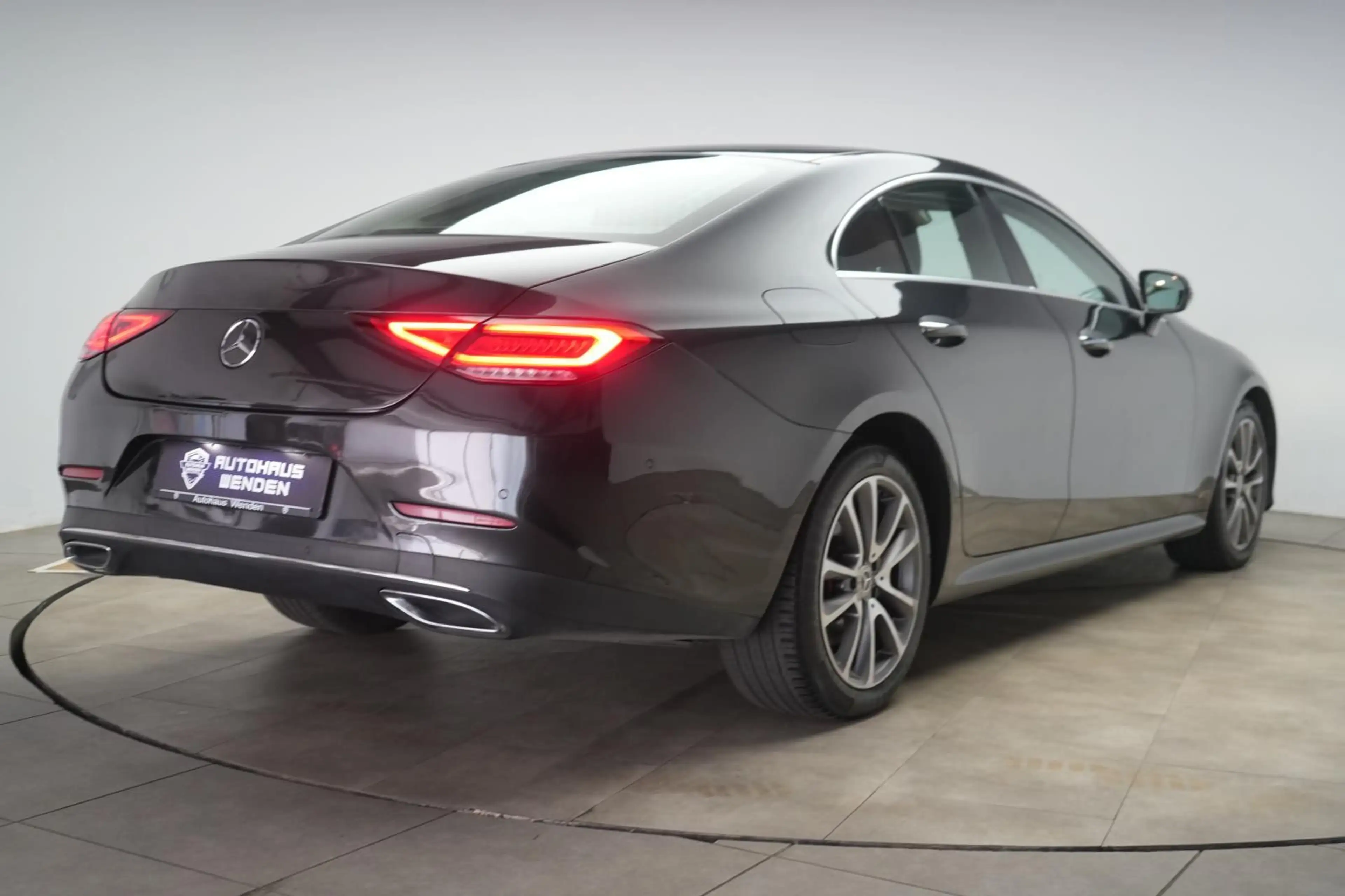 Mercedes-Benz CLS 400 d 4Matic 9G-Tronic — photo 5