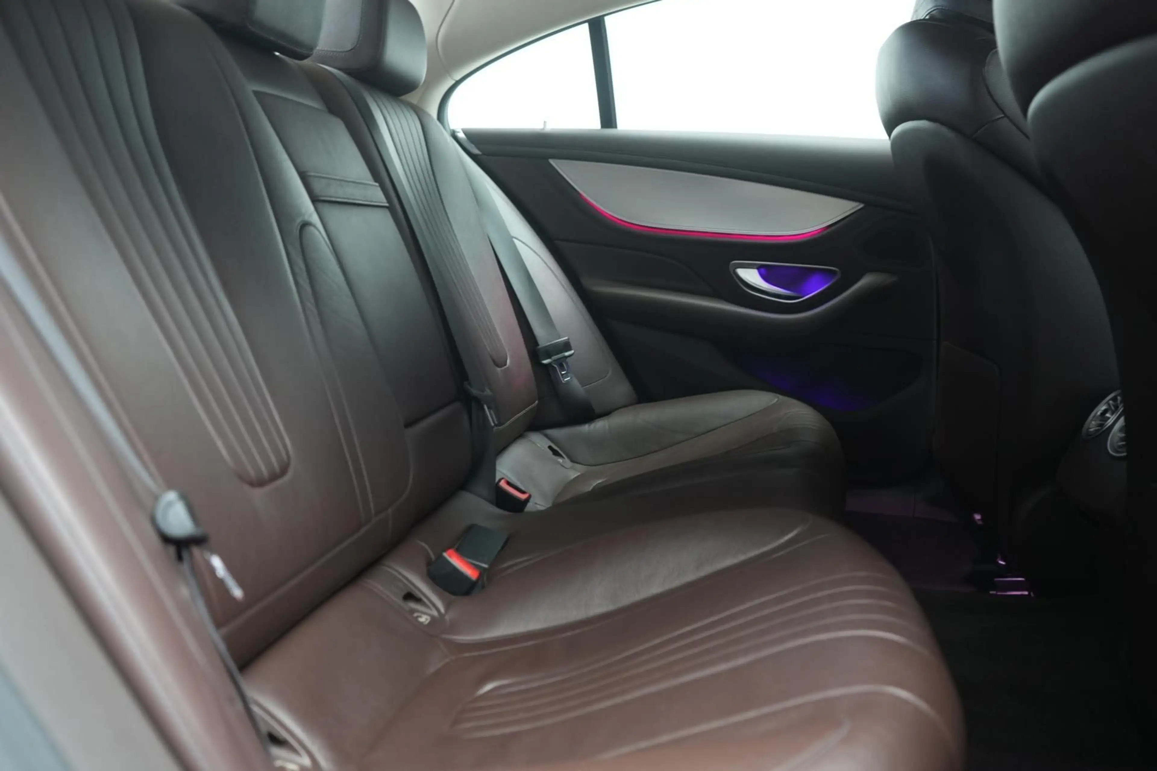 Mercedes-Benz CLS 400 d 4Matic 9G-Tronic — photo 12