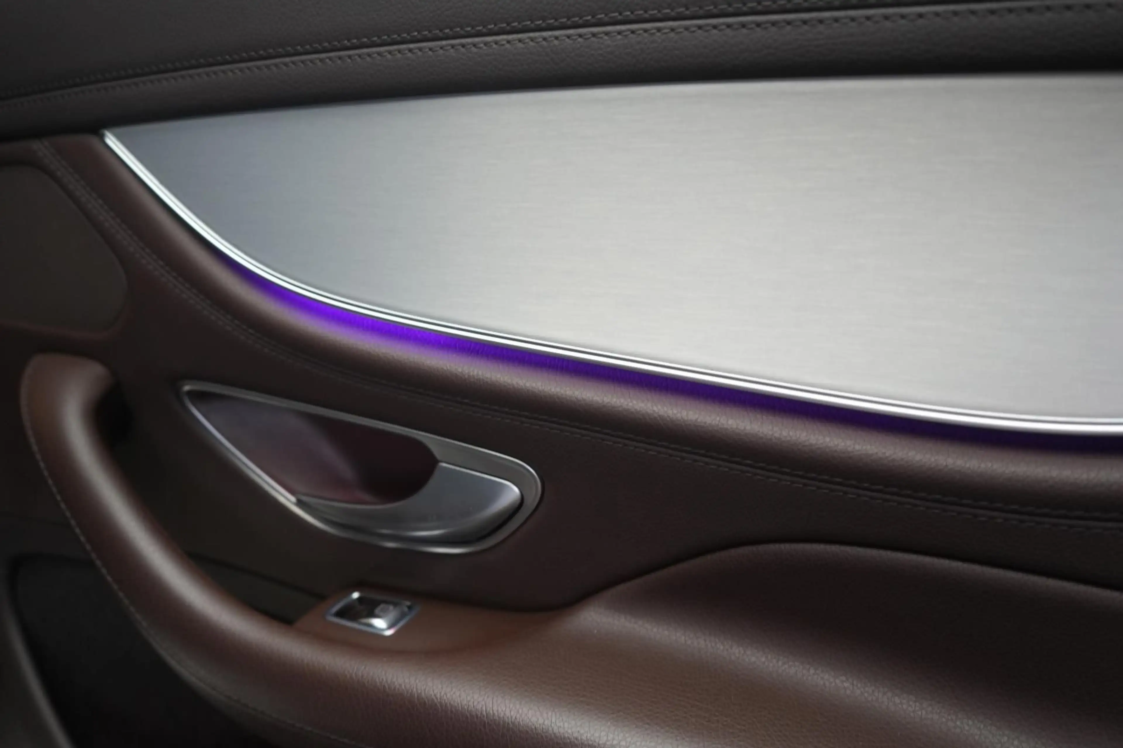 Mercedes-Benz CLS 400 d 4Matic 9G-Tronic — photo 14