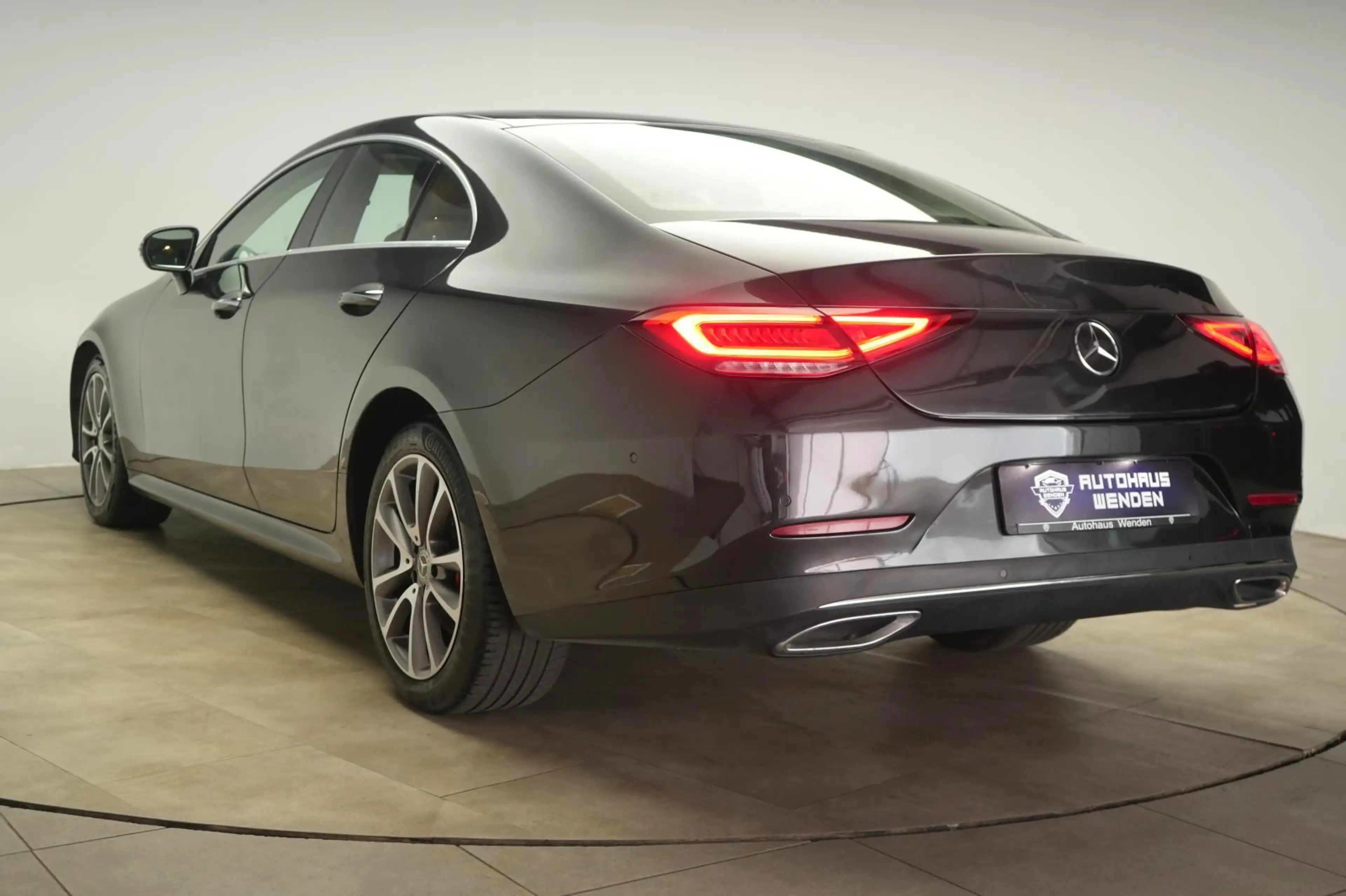 Mercedes-Benz CLS 400 d 4Matic 9G-Tronic — photo 7