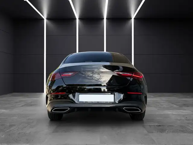 Mercedes-Benz Cla view 4