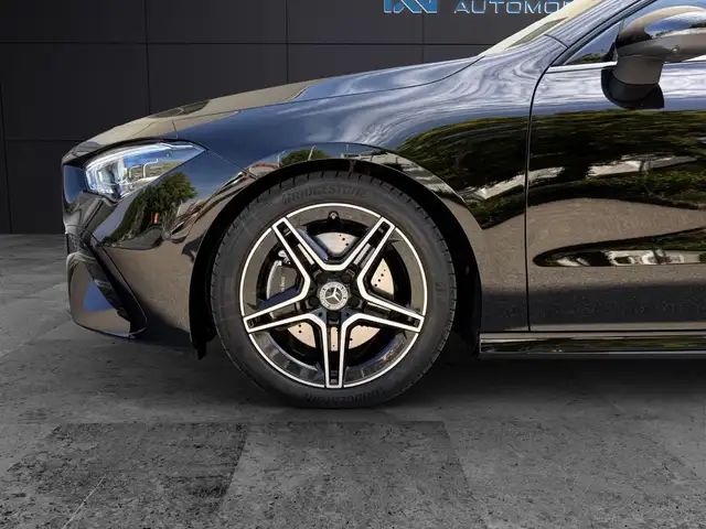Mercedes-Benz Cla view 9