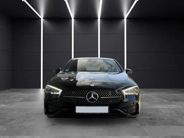 Mercedes-Benz Cla view 8