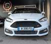 Ford Focus 2.0 ECOBOOST 250CH STOP\u0026START ST Weiß - thumbnail 2