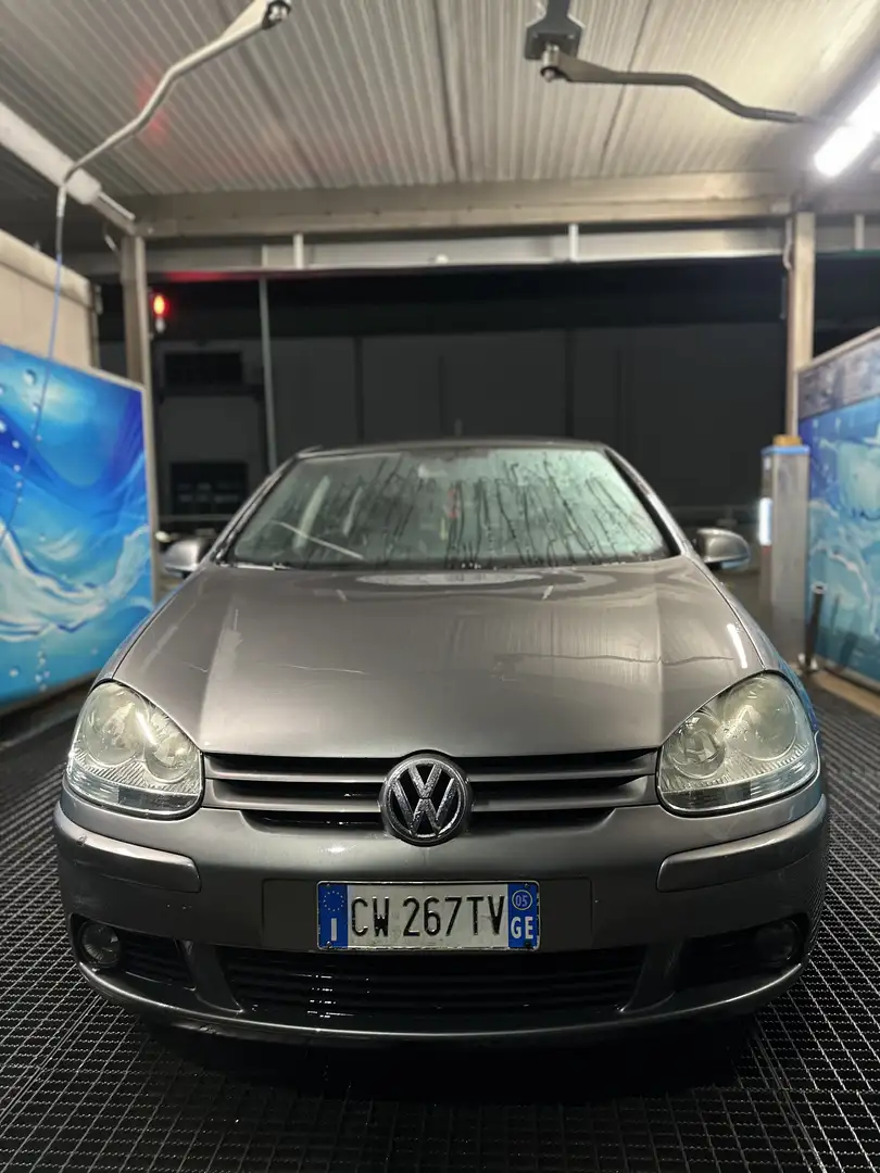 Volkswagen Golf 5p 1.6 fsi Comfortline Grigio - 2